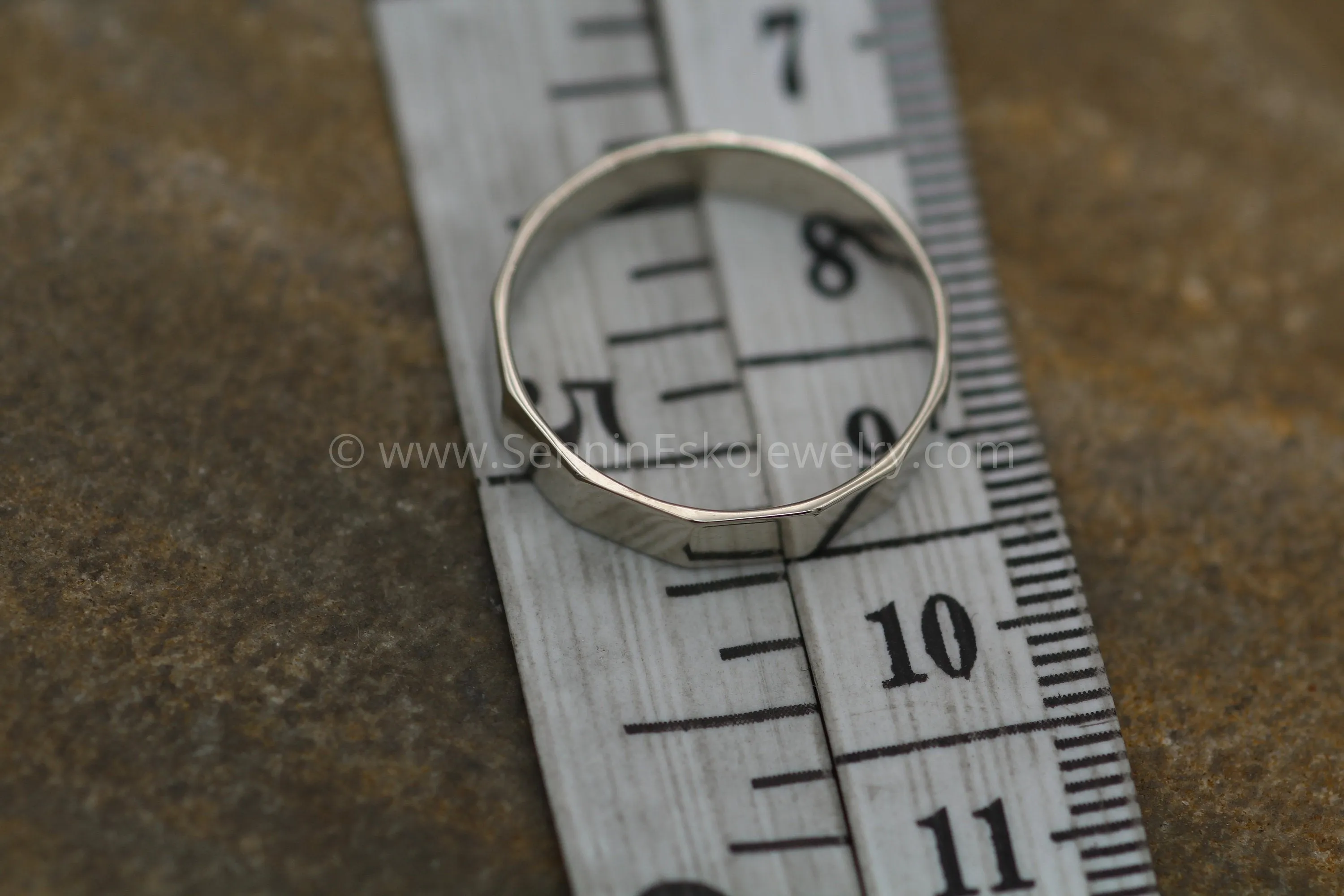 14kt White Gold 4x1mm Faceted Band - Glossy Finish