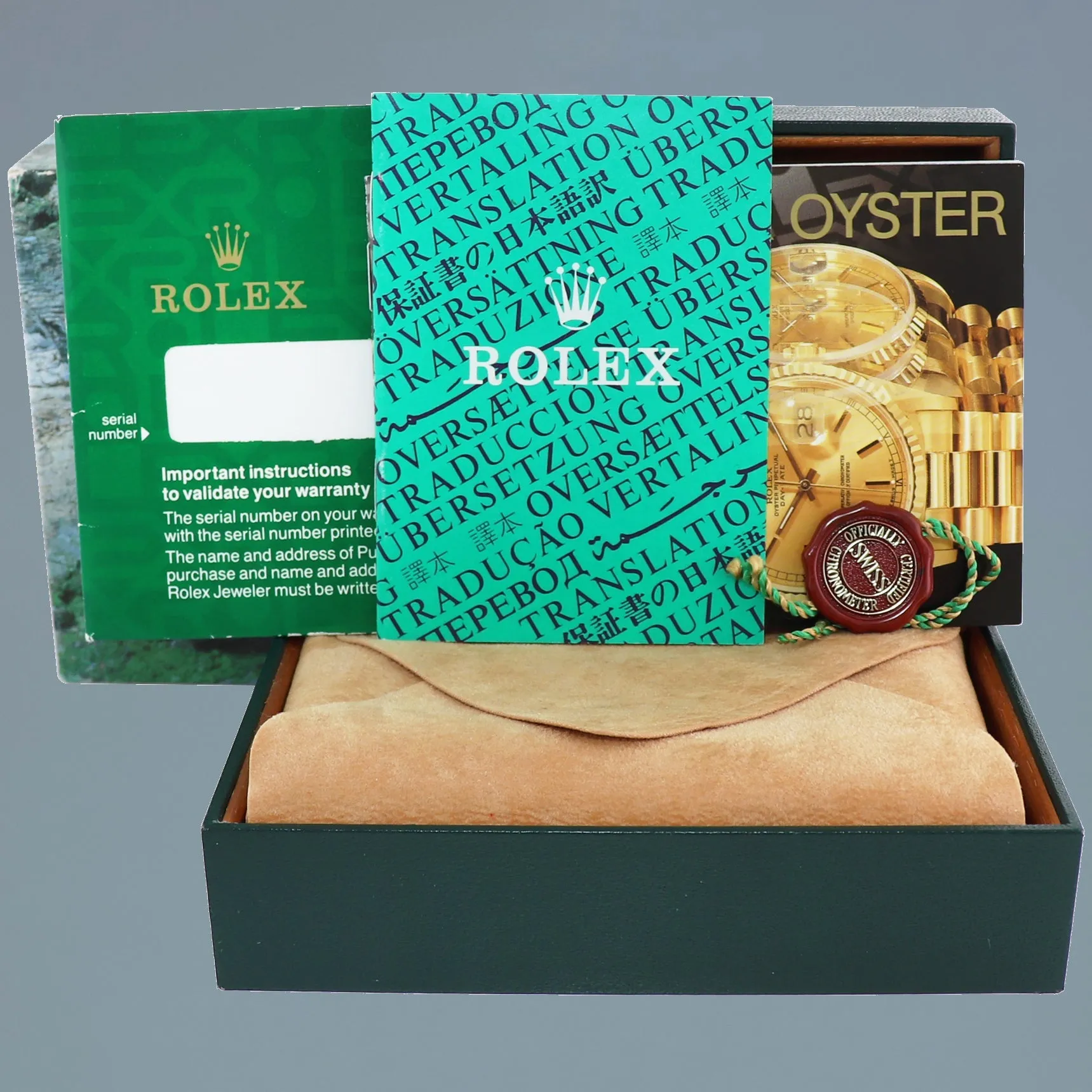 1999 Swiss Only Dial Rolex Submariner Date 16610 Steel Black 40mm Watch Box