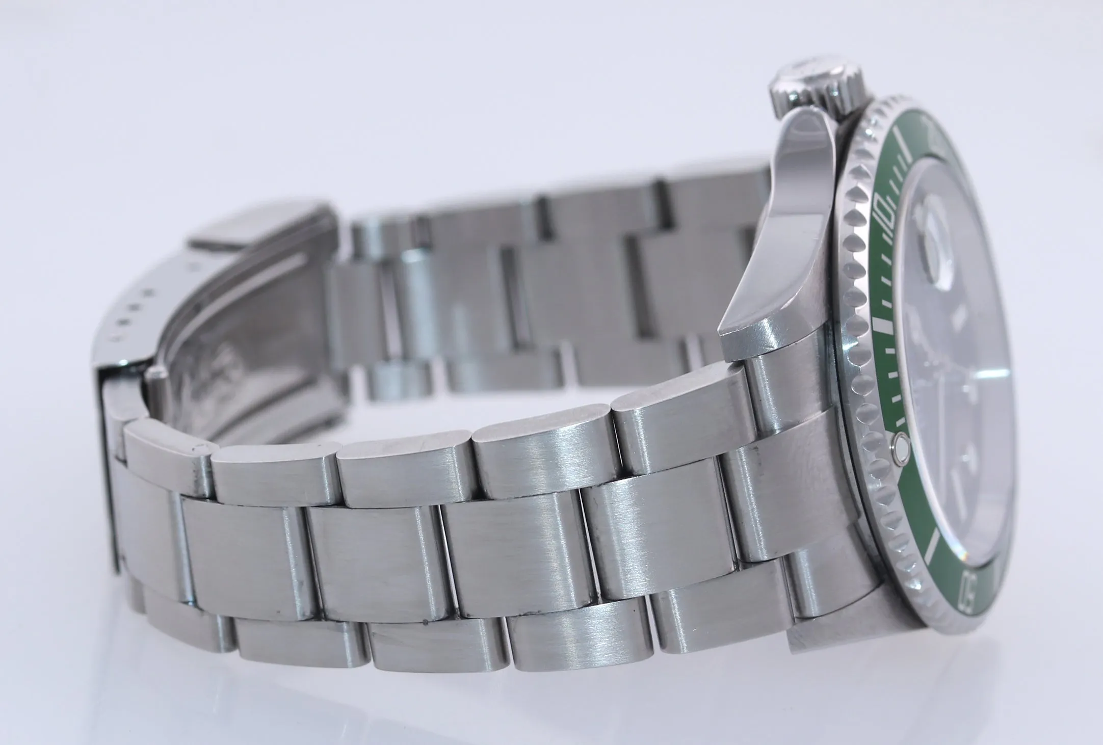 2007 UNPOLISHED Rolex Submariner Green Bezel Maxi Dial Kermit 16610LV Watch Box