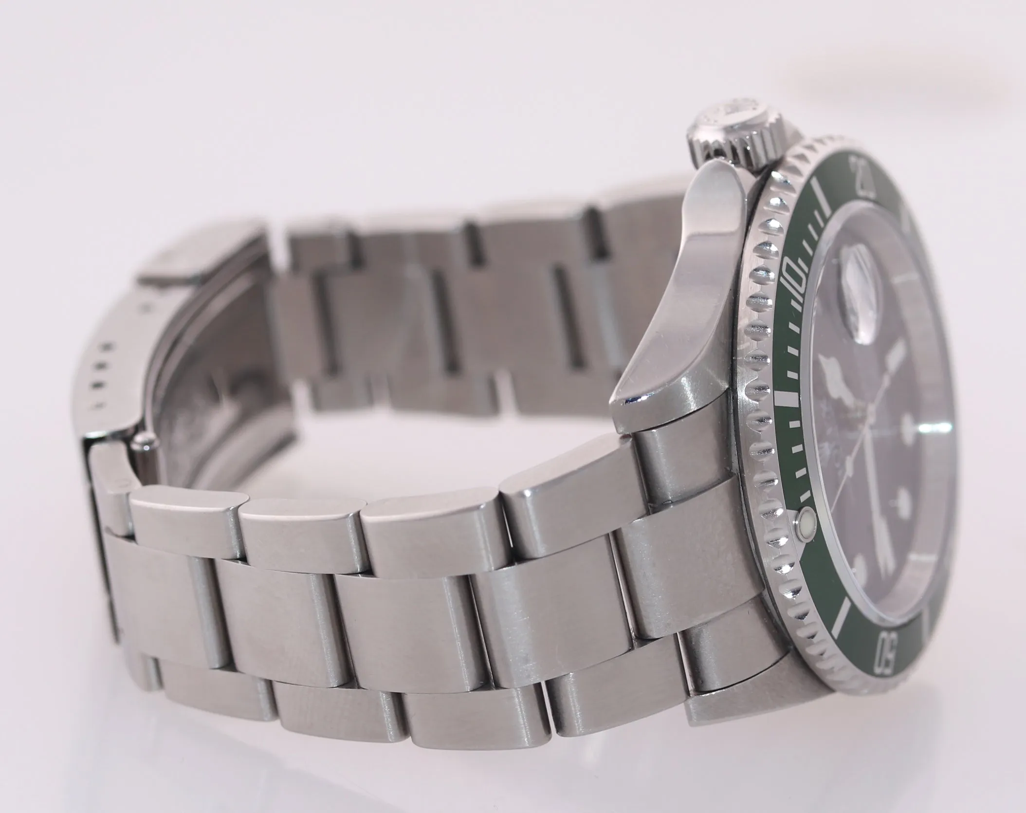 2008 UNPOLISHED Rolex 16610LV Rolex Green Submariner Kermit Watch Box