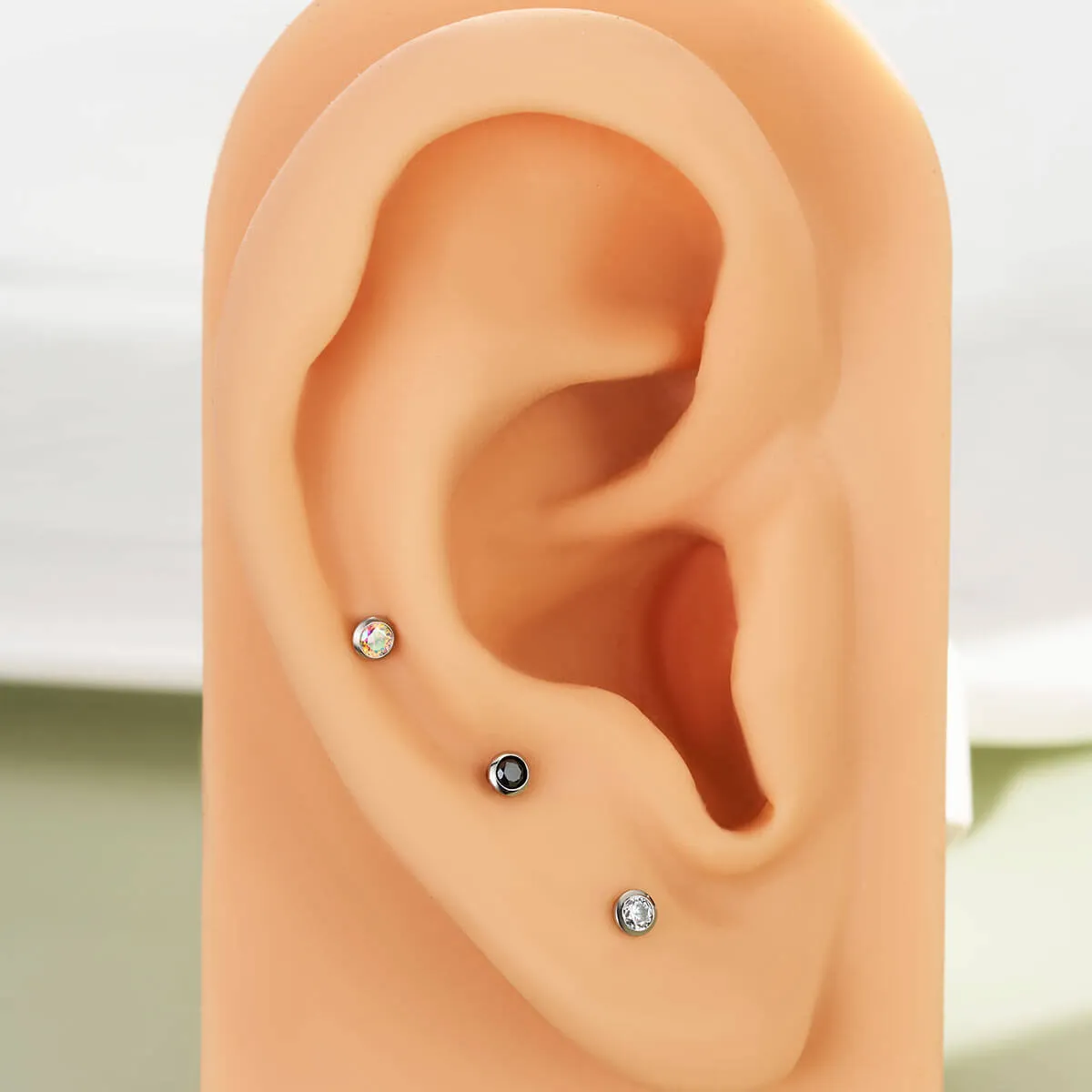 20G Titanium Push Pin Flat Back Nose Stud Helix/Cartilage Piercing Jewelry
