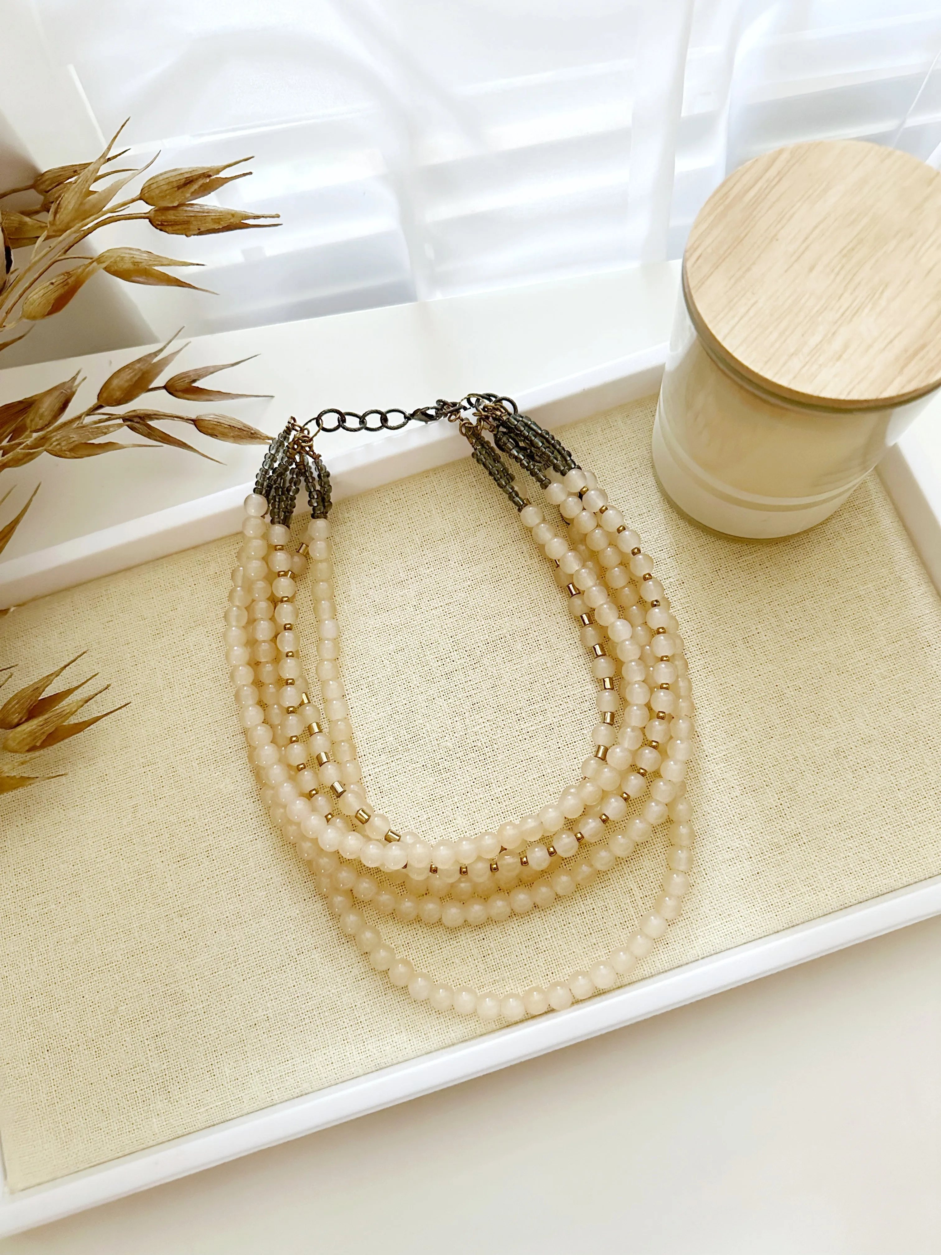 8806JN.a - Zahara Necklace in Pink