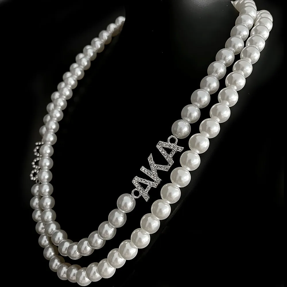 “A Simple ⚪️ Statement” Necklace