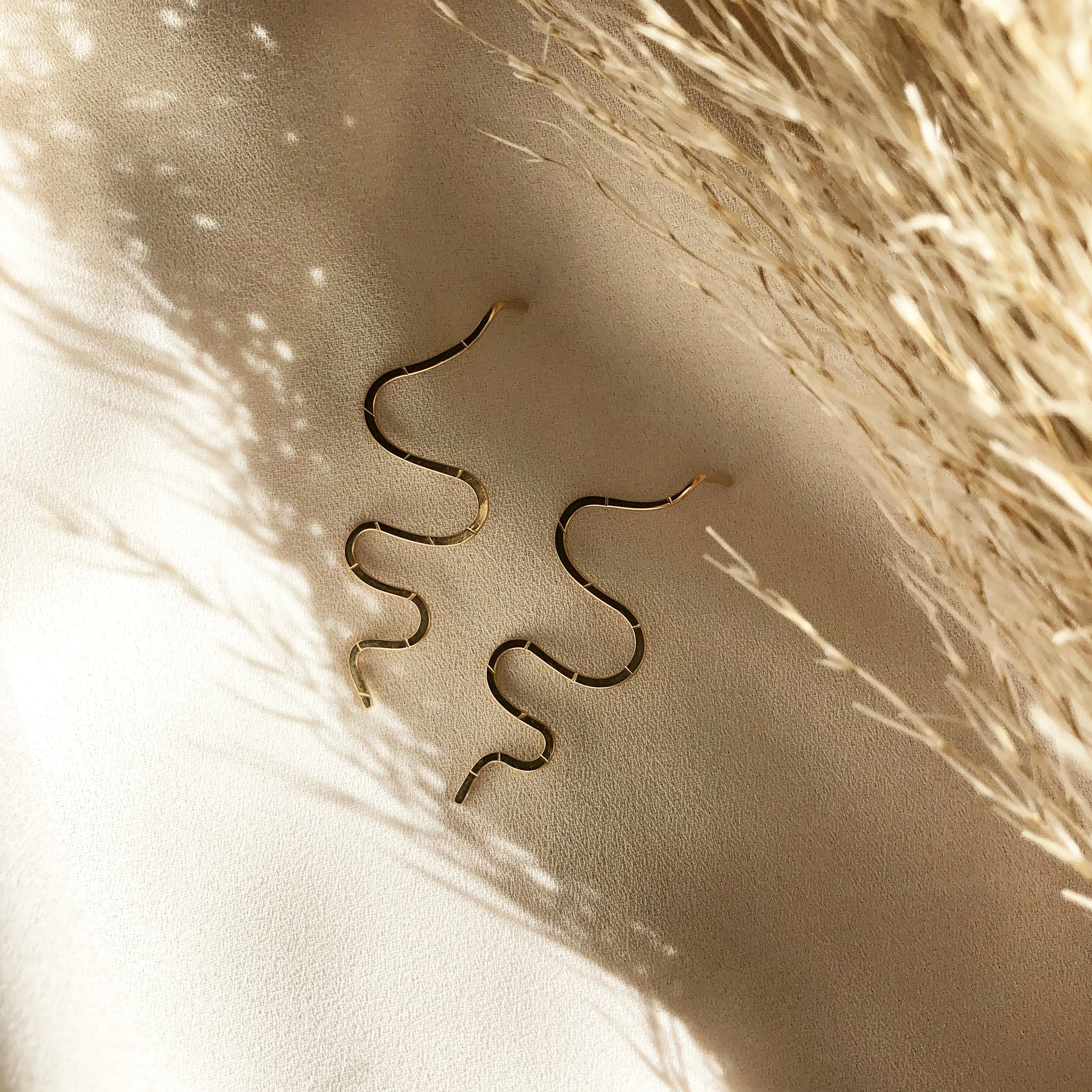 AETERNO EARRINGS