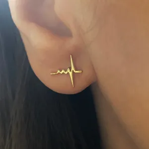 AMOUR PETIT HEARTBEAT STUD EARRINGS In Stock