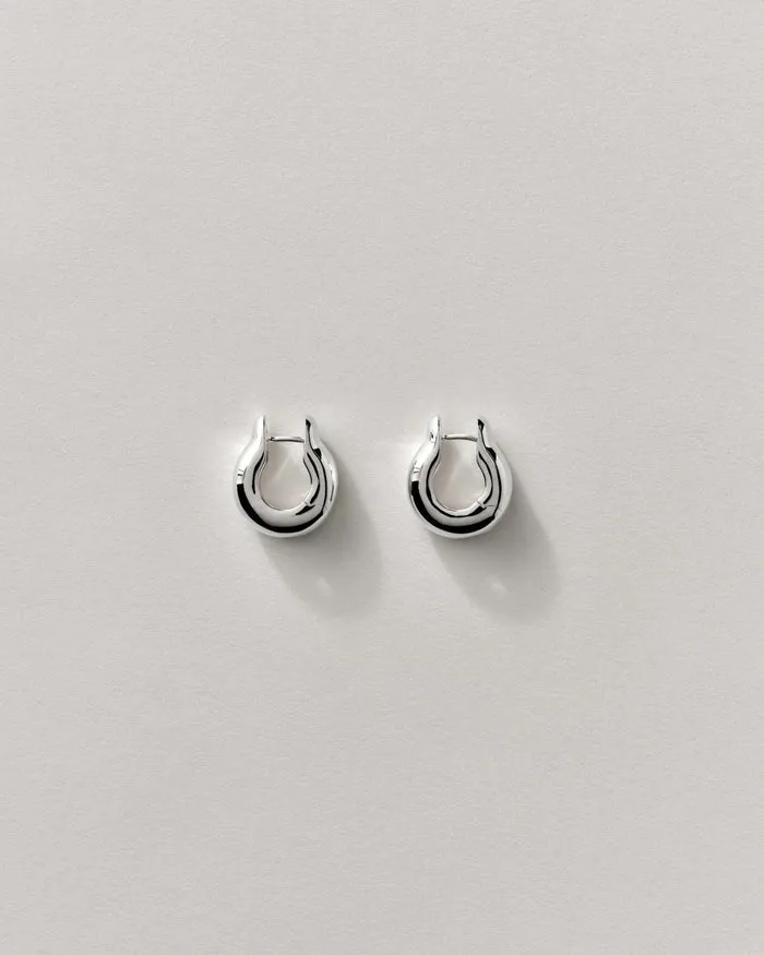Ample Hinge Hoops