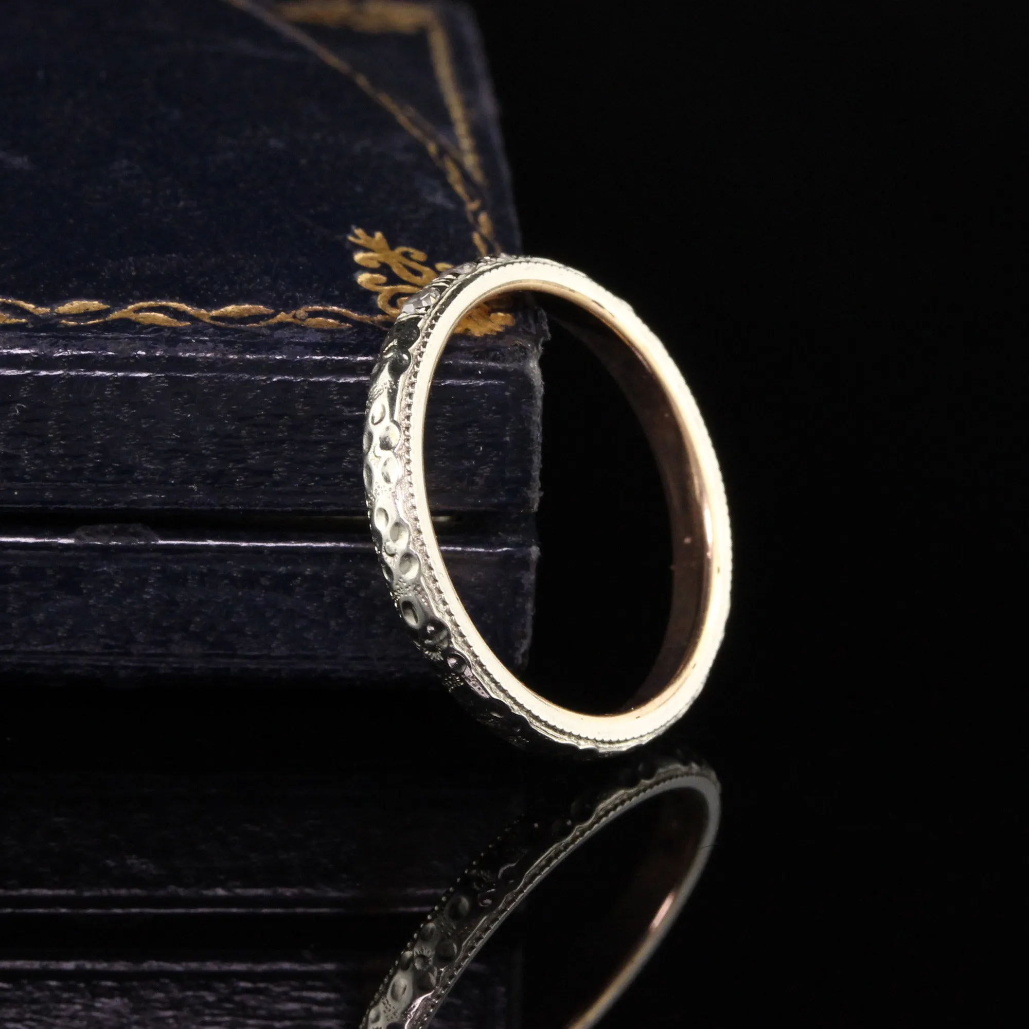 Antique Art Deco 18K White Gold Two Tone 3 Stone Diamond Wedding Band - Size 7 3/4