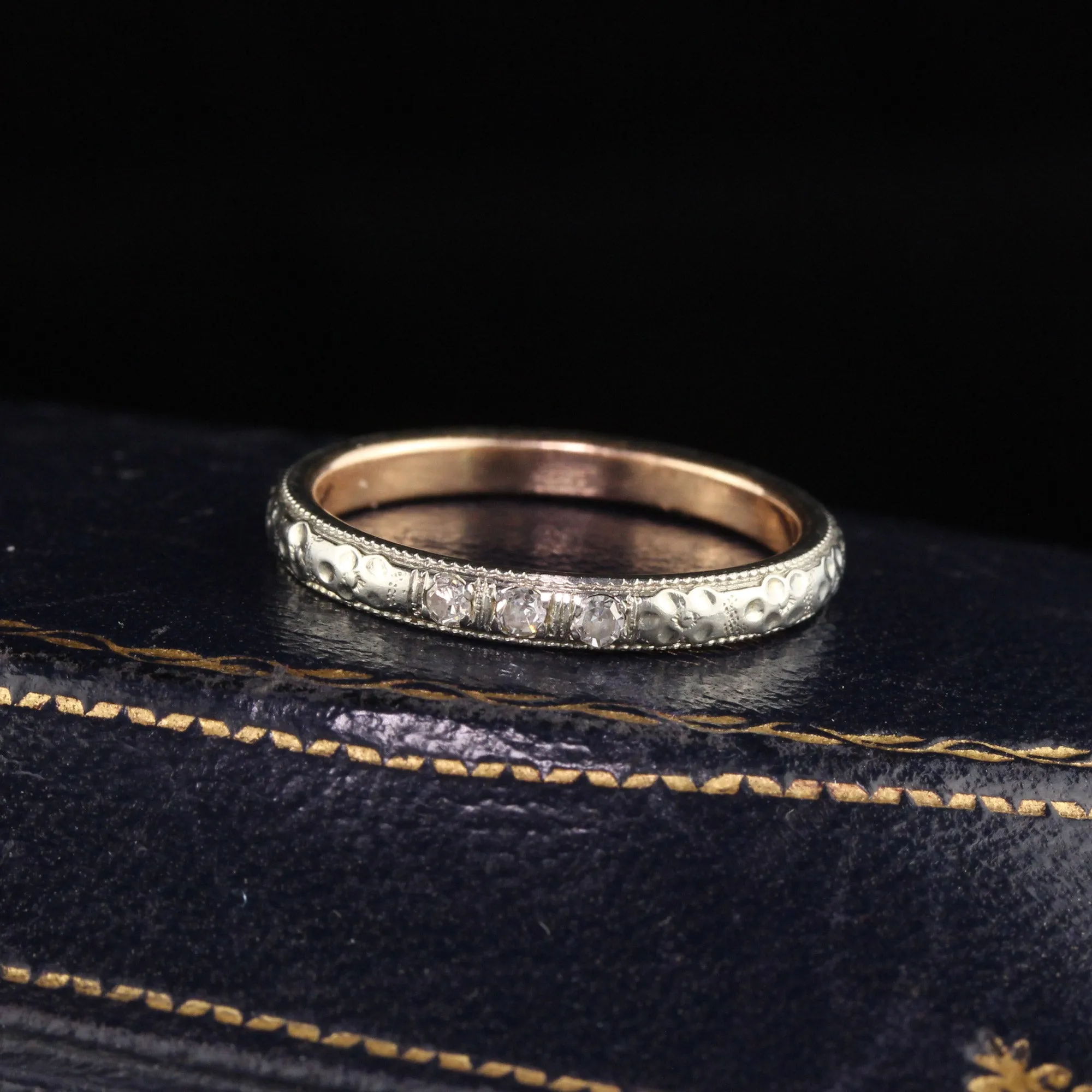 Antique Art Deco 18K White Gold Two Tone 3 Stone Diamond Wedding Band - Size 7 3/4
