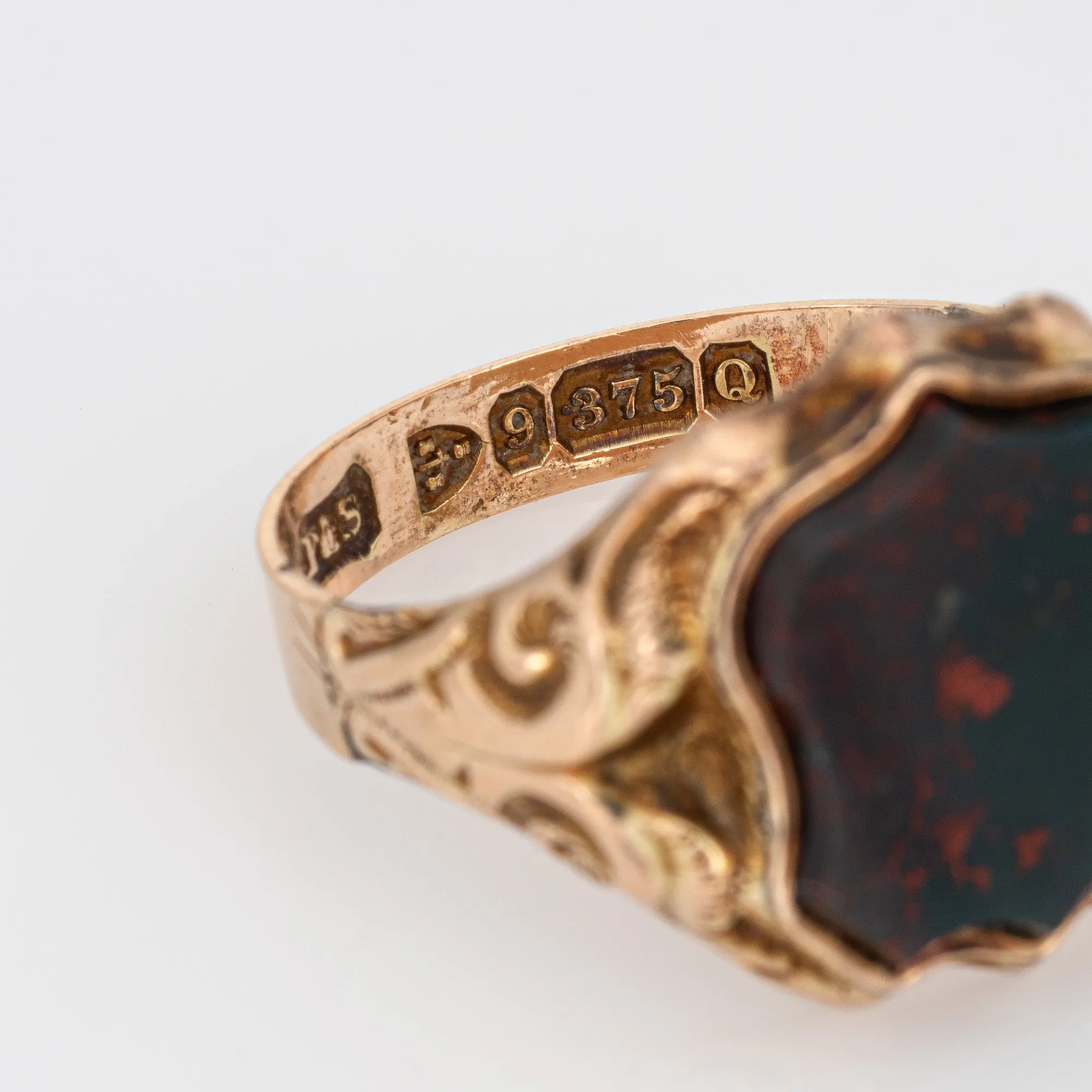 Antique Victorian c1899 Bloodstone Shield Ring 9k Rose Gold Chester Hallmark 8.5