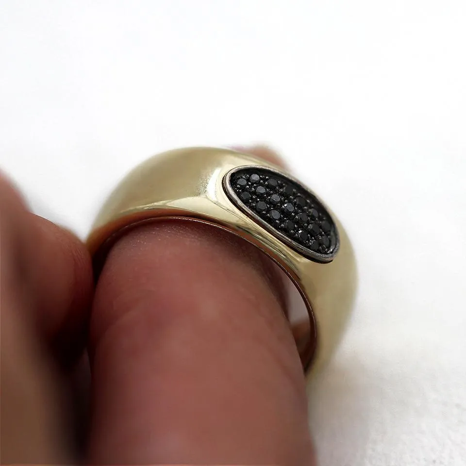 Armor- black Diamond gold ring