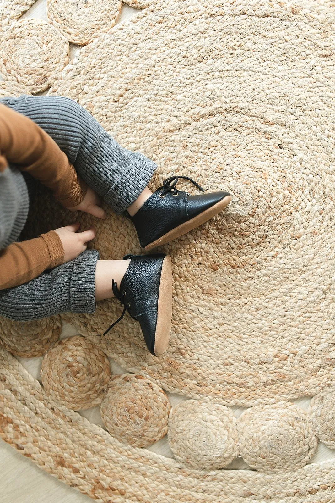 Black - Oxford - US Size 1-4 - Soft Sole