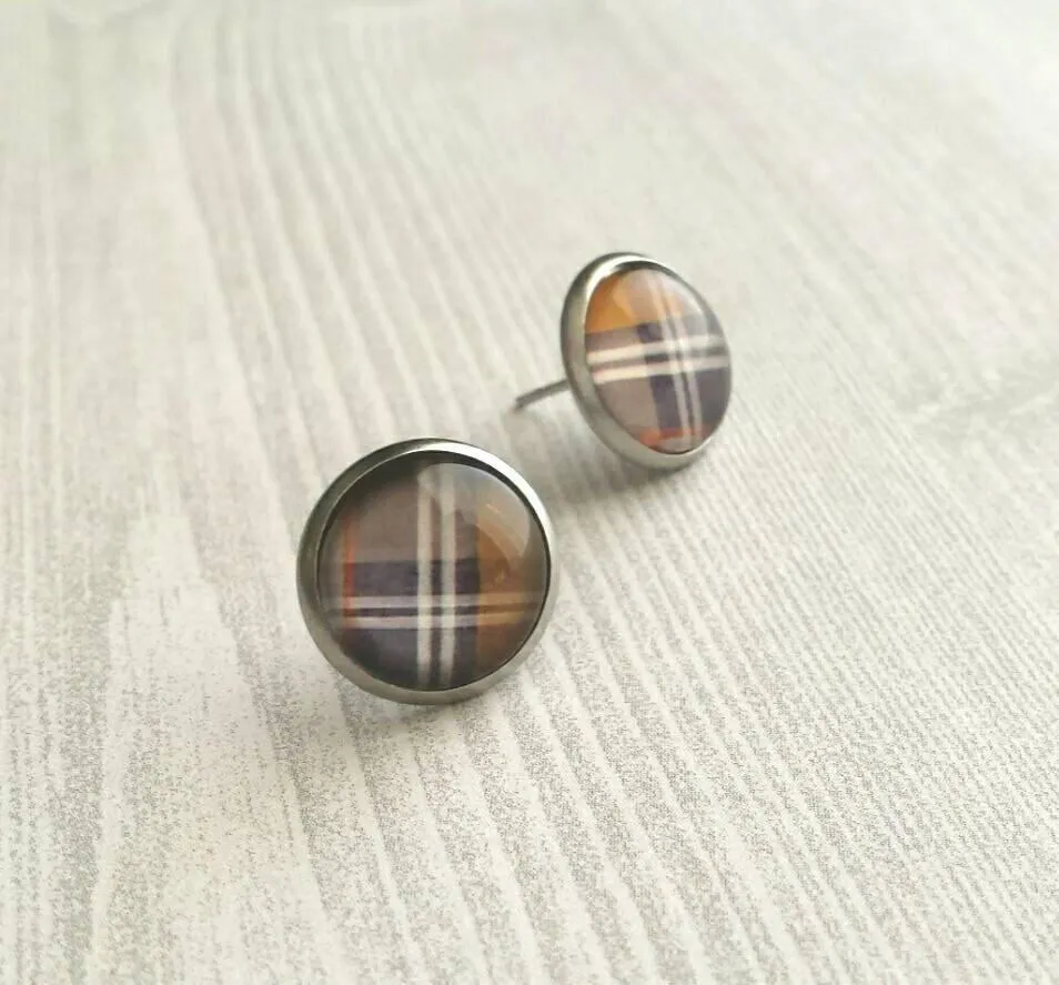Brown Plaid Earrings, winter earring, flannel earring, plaid stud, round stud earring, brown white grey, stainless steel hypoallergenic stud