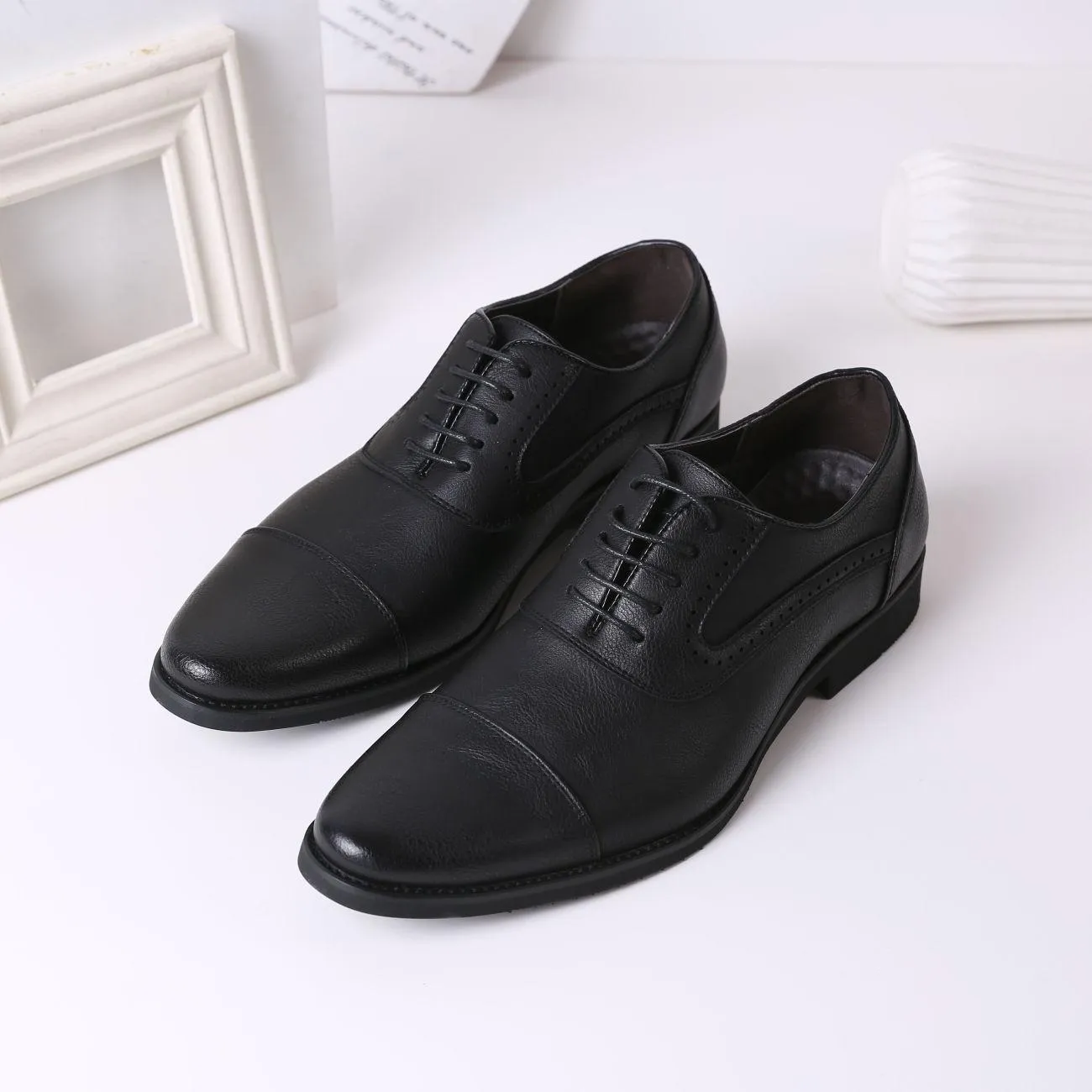 Business Dress Men Formal Shoes Wedding Pointed Toe Fashion Leather Shoes Flats Oxford Shoes for Men