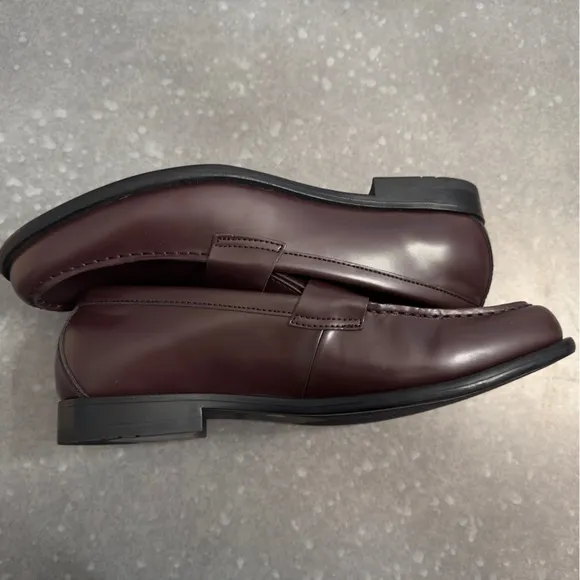 Calvin Klein Men's Crispo Slip-on Dress Loafer BORDEAUX