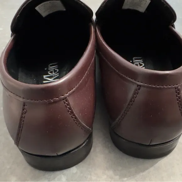 Calvin Klein Men's Crispo Slip-on Dress Loafer BORDEAUX