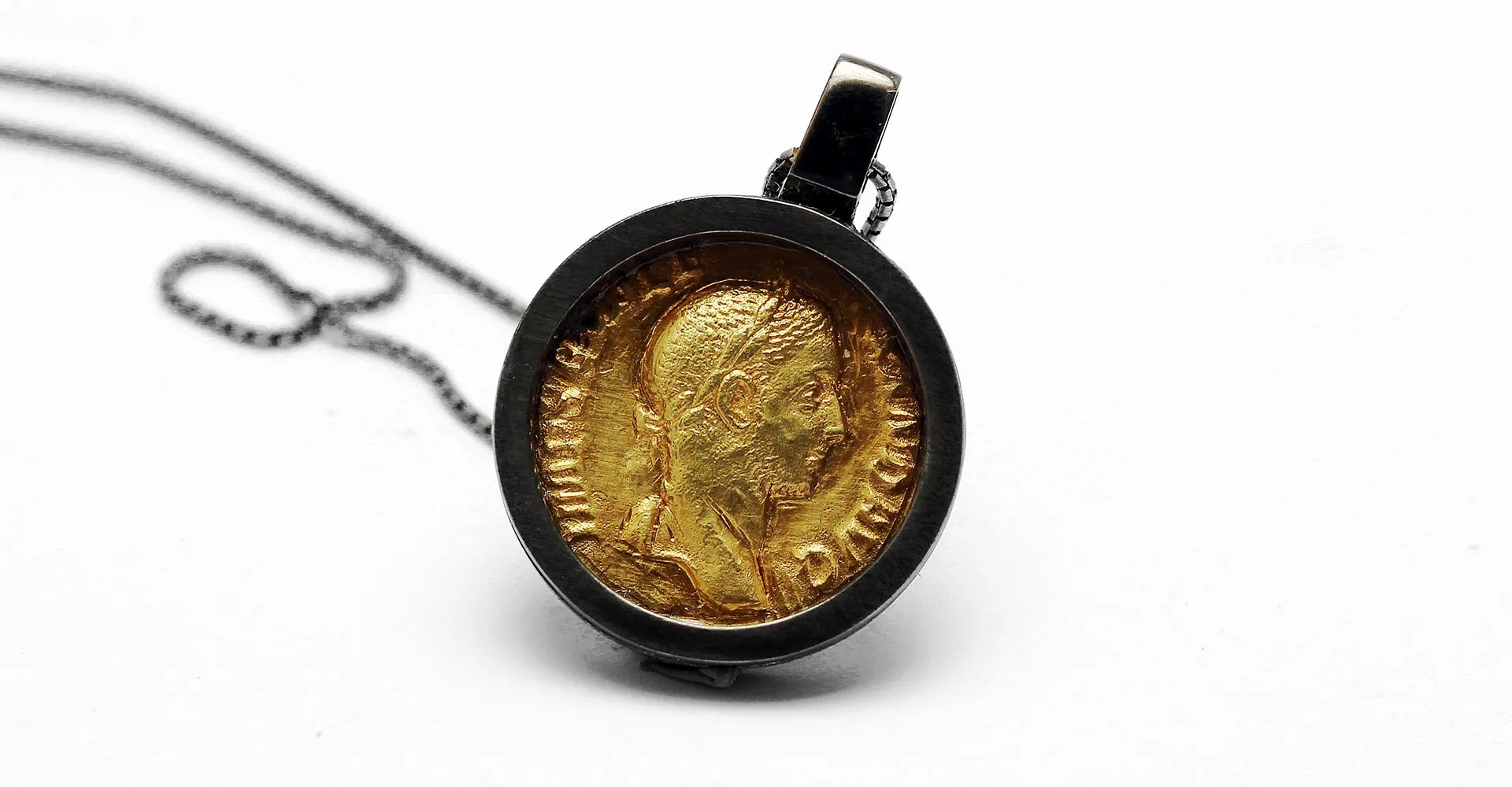 Coin and jewelry - Roman coin jewelry