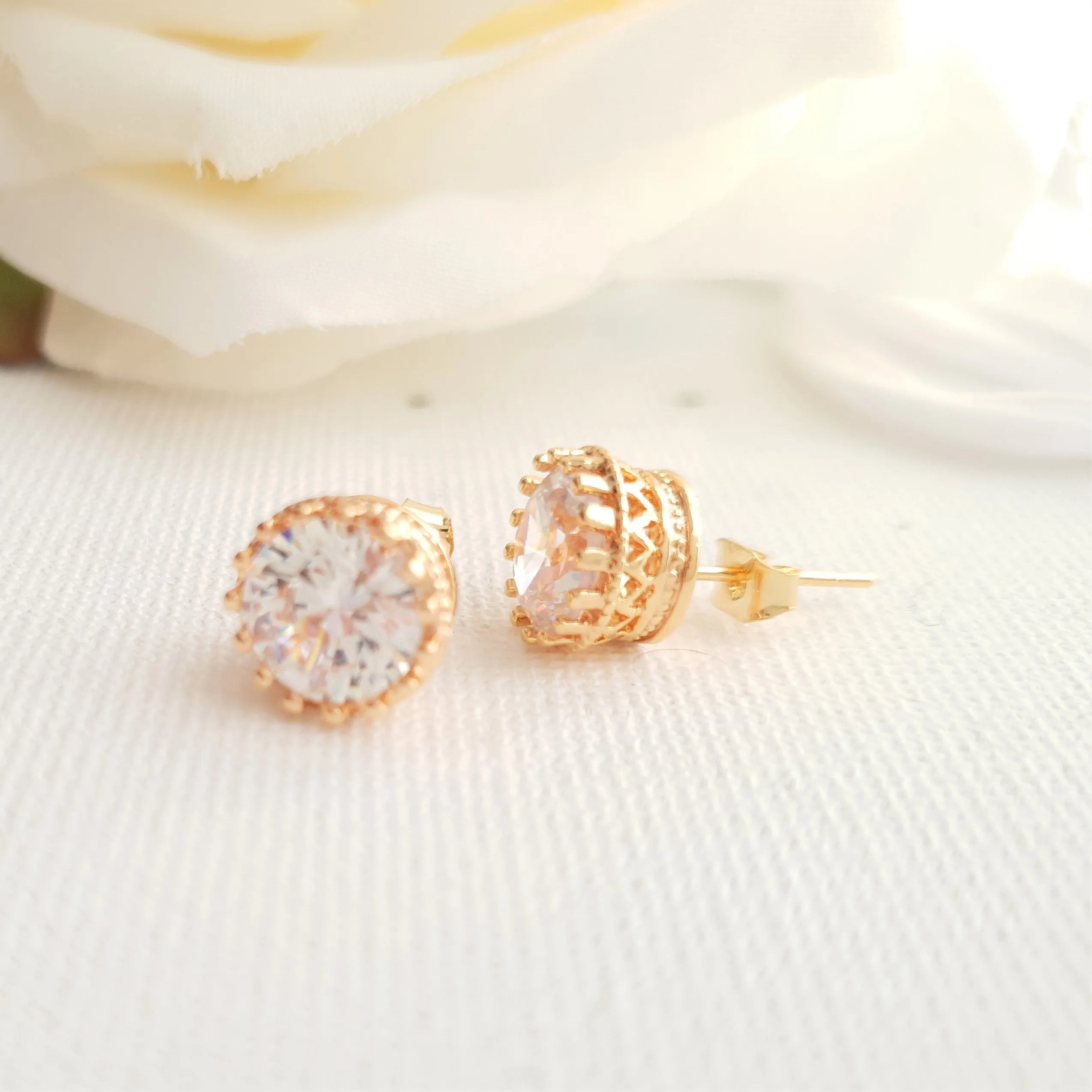 Crown Stud Earrings Liz