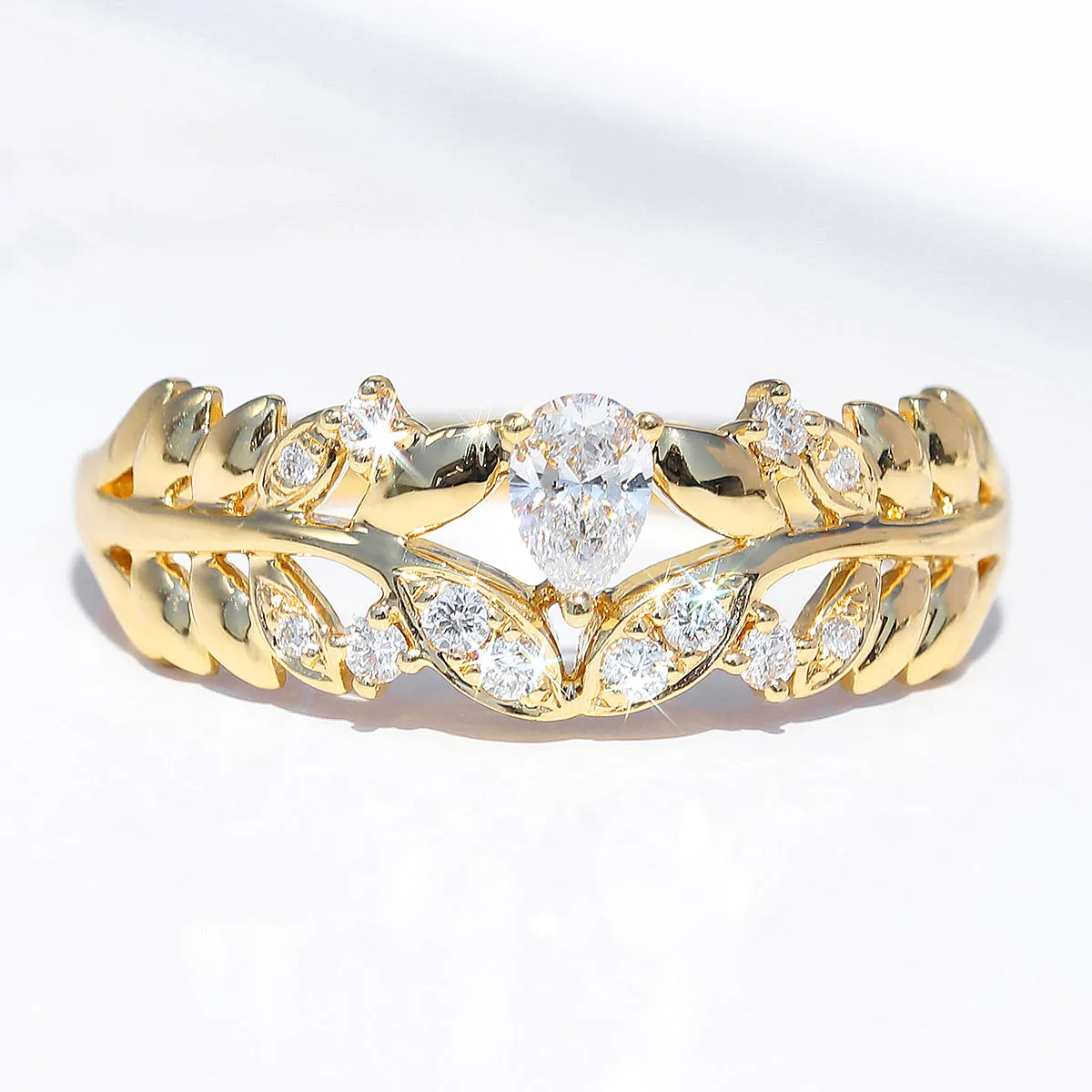 Diamond Laurel Leaf Wreath Ring