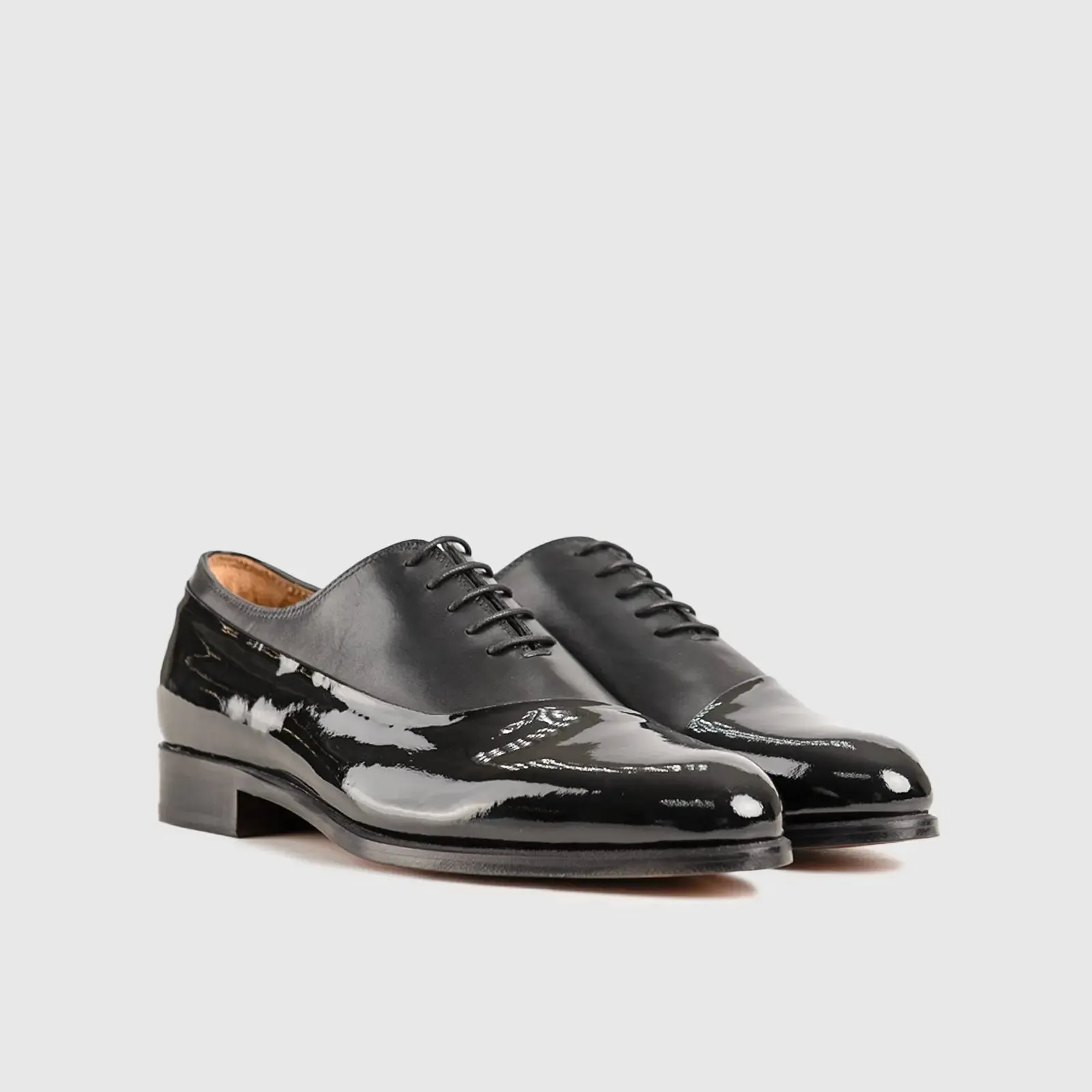 Dress Oxfords B4401 Black Patent/Leather