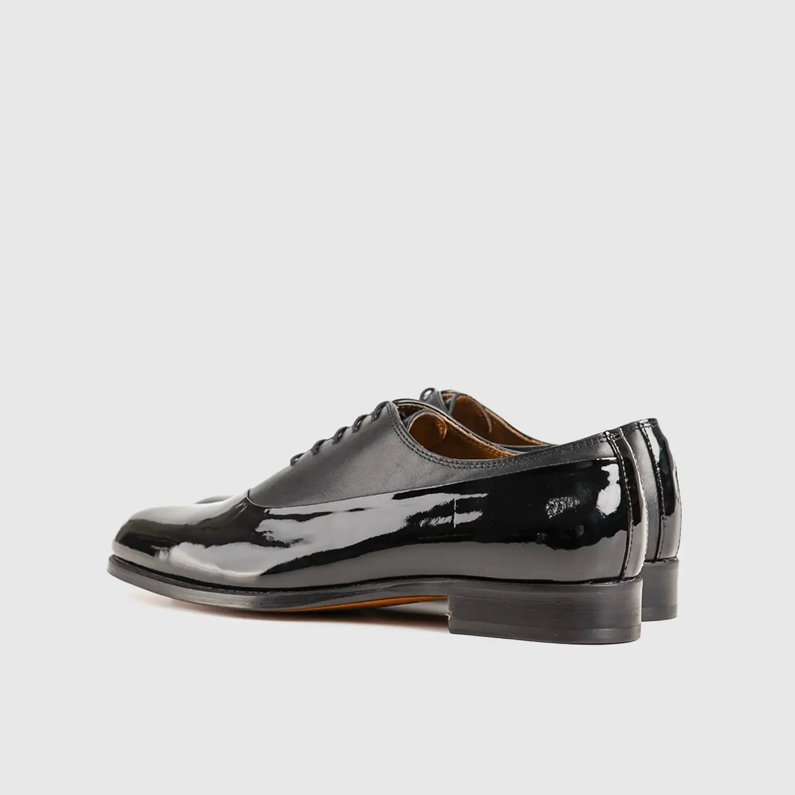 Dress Oxfords B4401 Black Patent/Leather