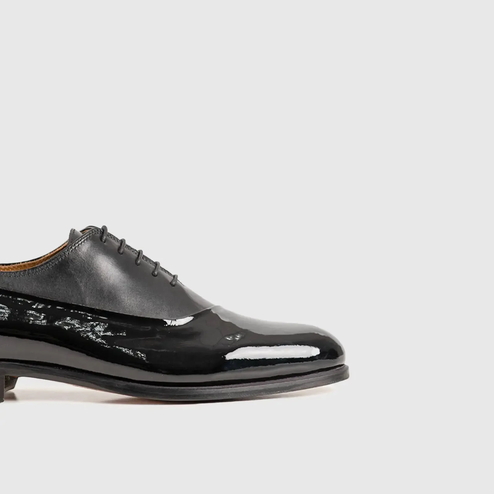 Dress Oxfords B4401 Black Patent/Leather
