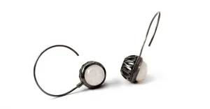 Energy jewelry- black hip hop jewelry
