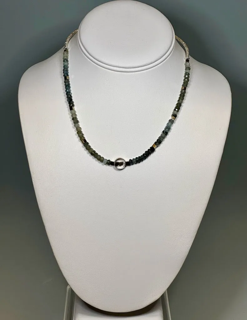 FACETED MOONSTONE WITH SILVER NECKLACE  LCN594