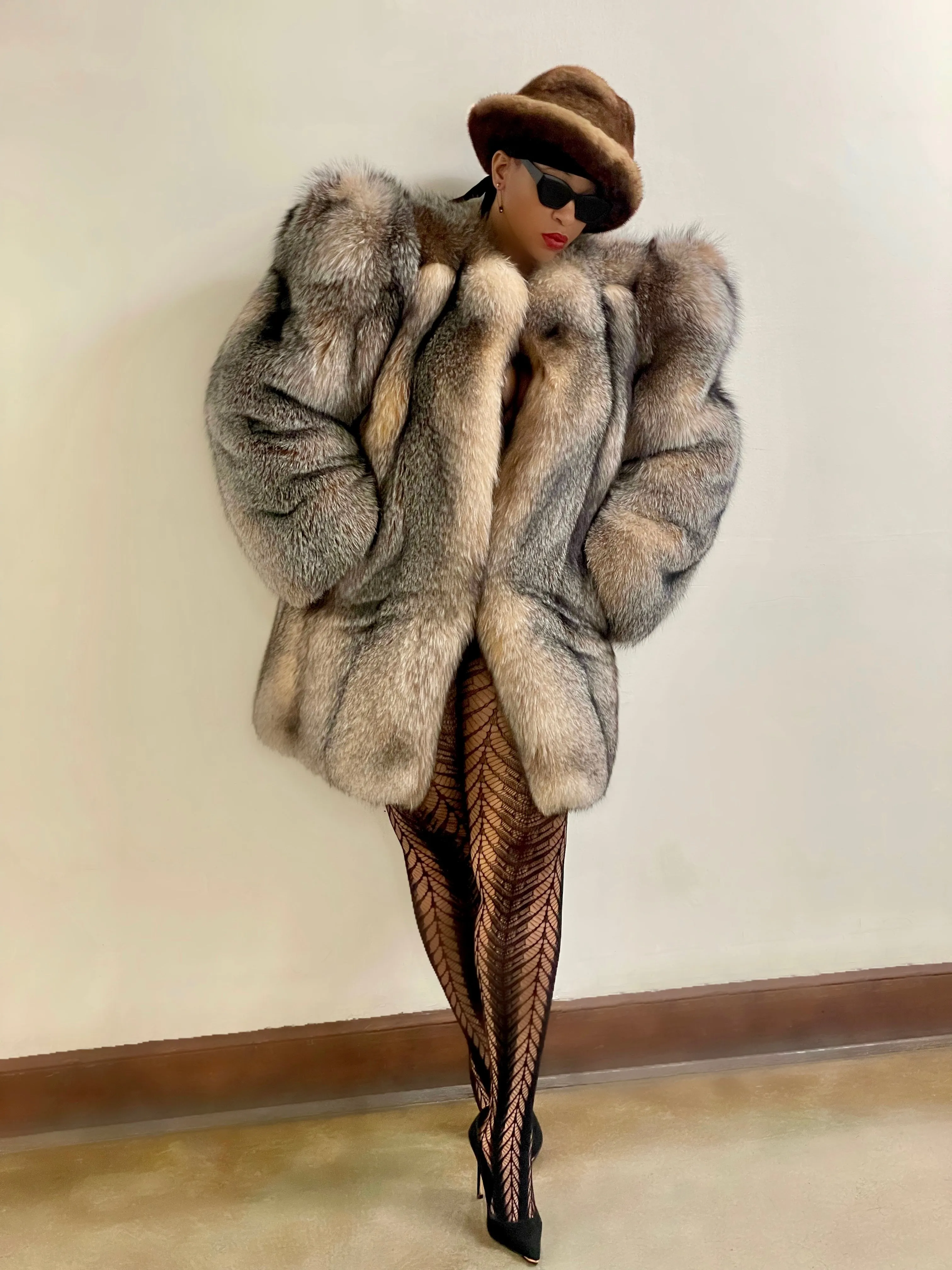 Fallon Aurielle Mink Fur Hat (Natural Brown)