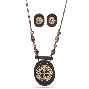 GOLD FILIGREE WOOD EARRINGS AND  NECKLACES SET #QN/E10948 (SF8/SF9)