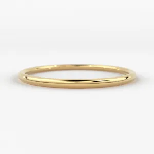 Gold Ring / 18K Solid Gold Round Wedding Band / 1.5 MM Yellow Gold Ring / Dainty Stacking Ring / Simple Delicate Ring / Thin wedding band