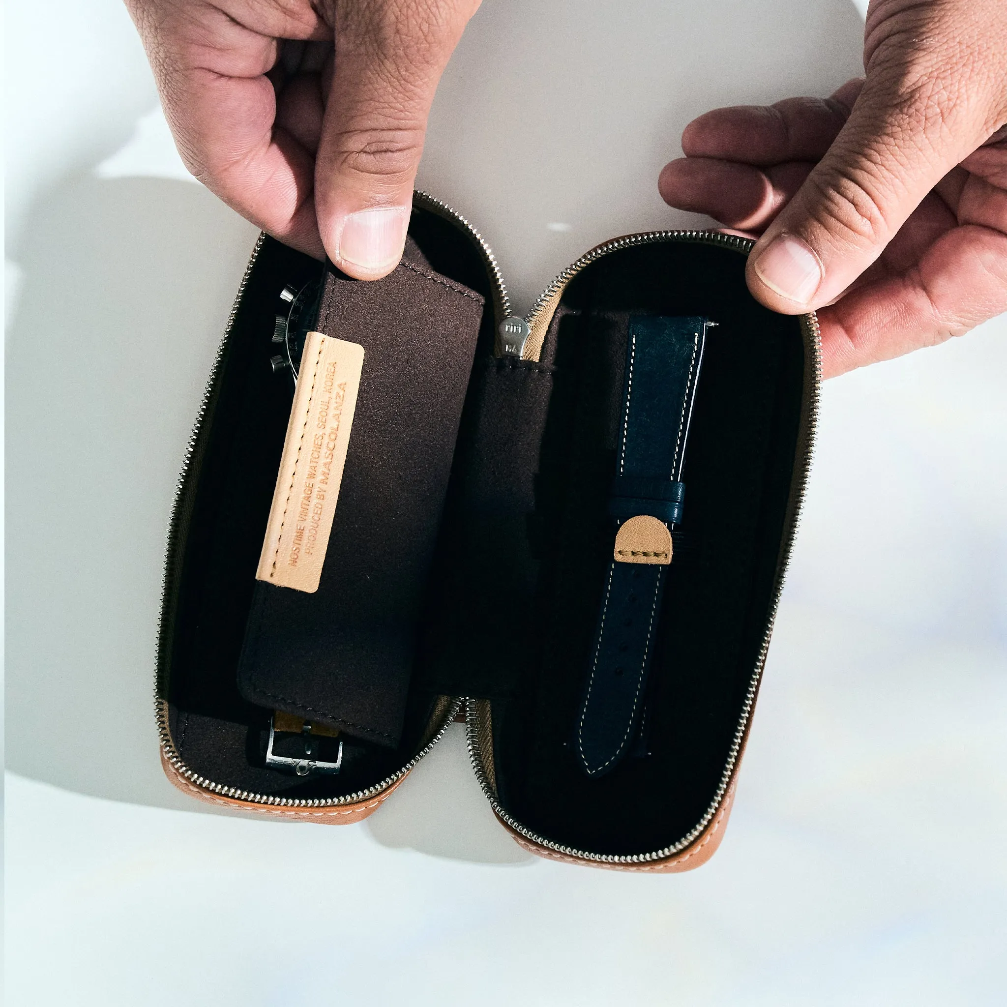HONEY TAN DUO POUCH FOR TWO WATCHES