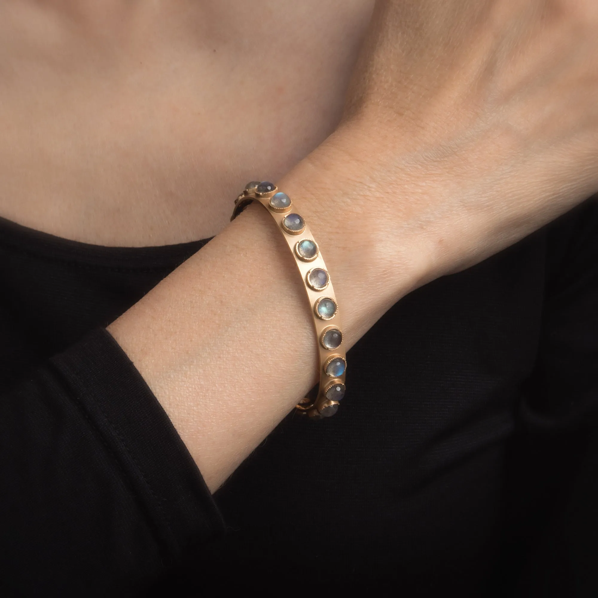Irene Neuwirth Labradorite Bracelet Cuff Estate 18k Yellow Gold Fine Jewelry