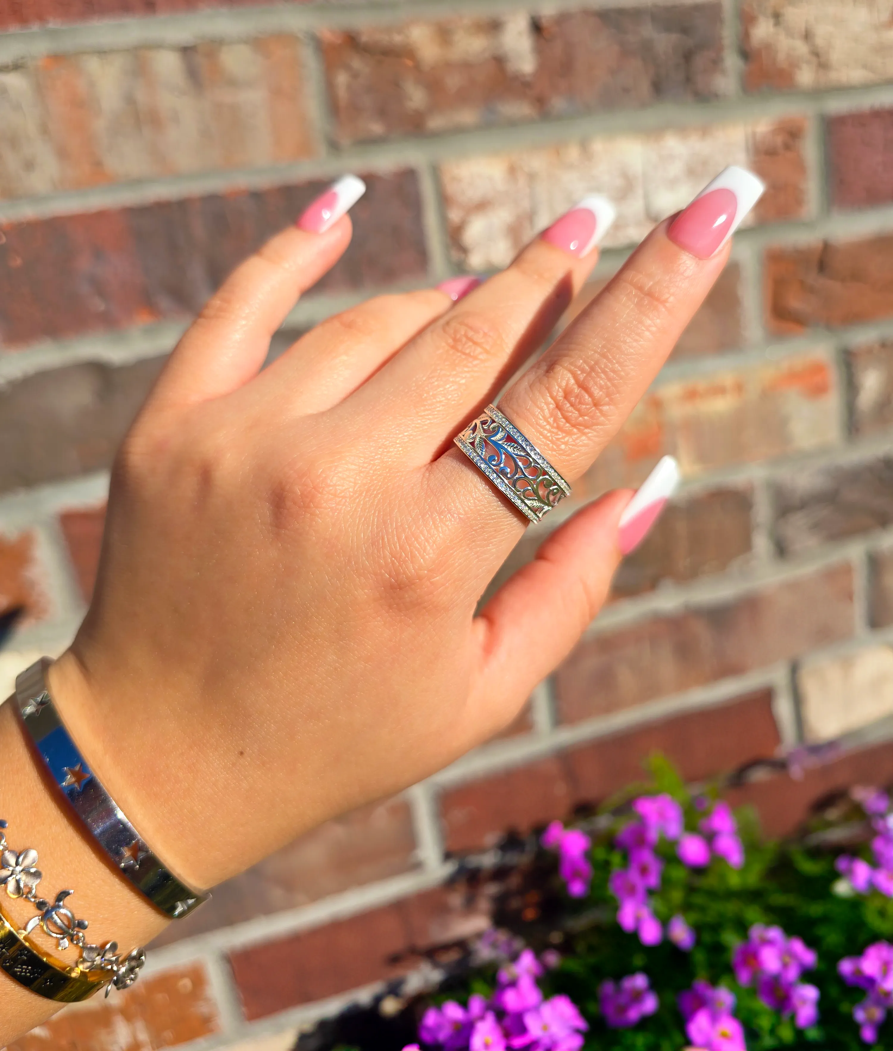 LEIA RING