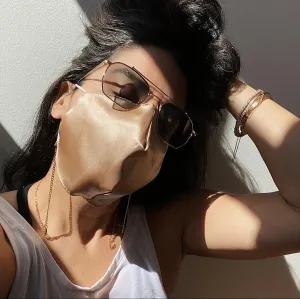 Lindsey Tess Mask Chain