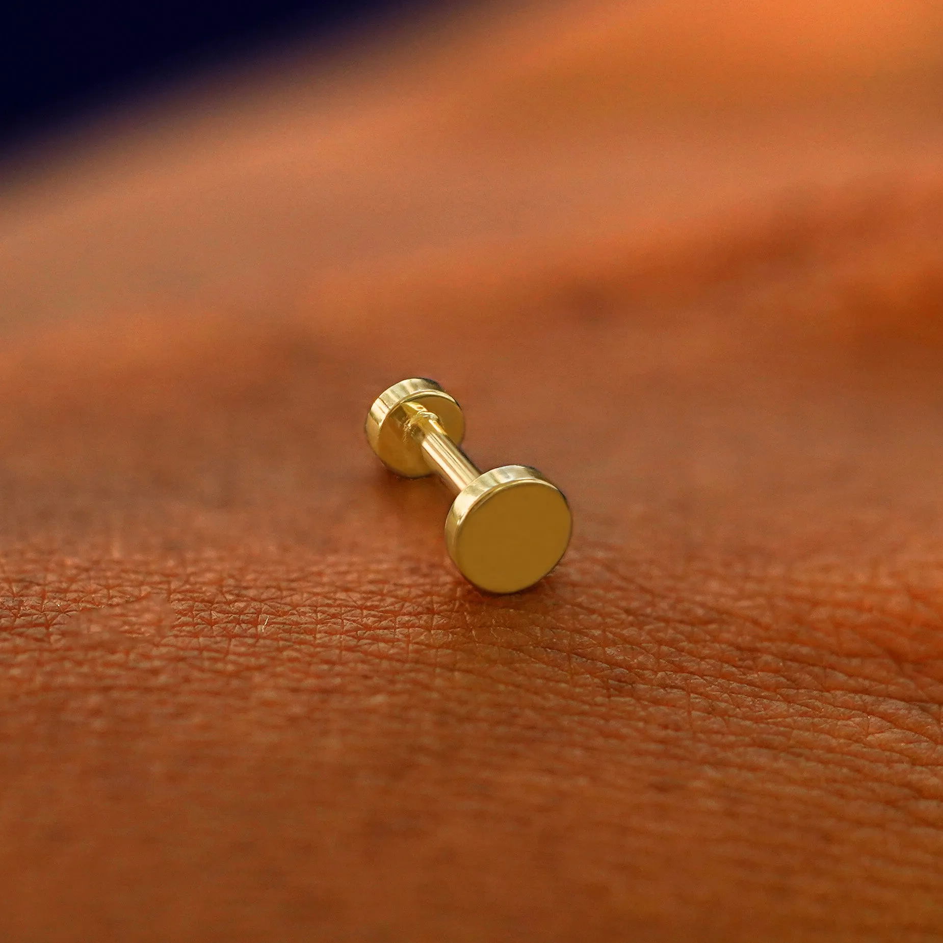 Medium Circle Flatback Piercing