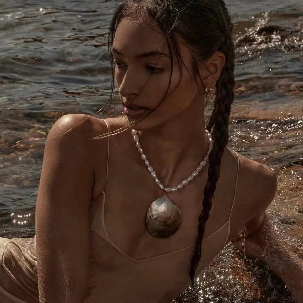 Natural Pearl Statement Shell Pendant Necklace