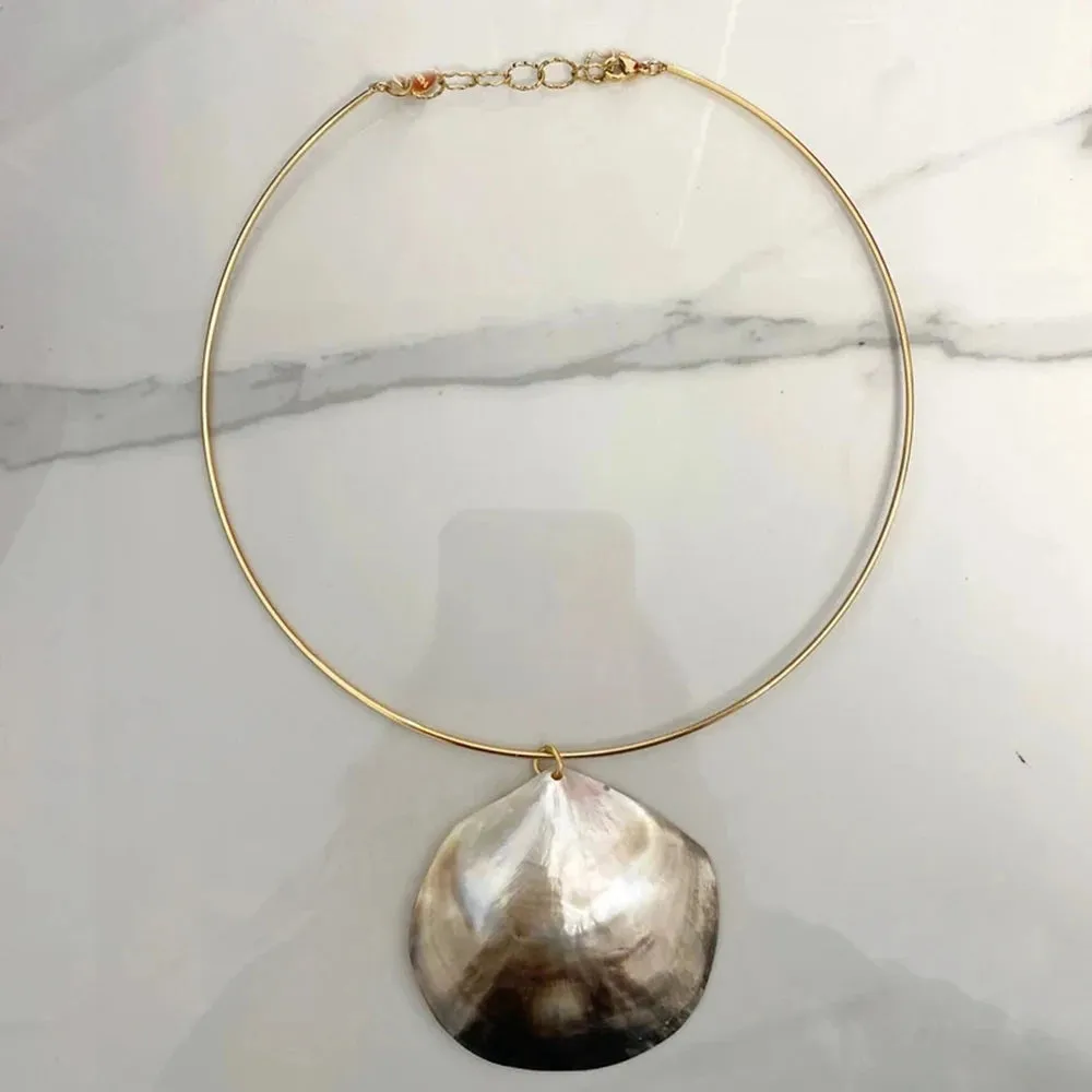 Natural Pearl Statement Shell Pendant Necklace
