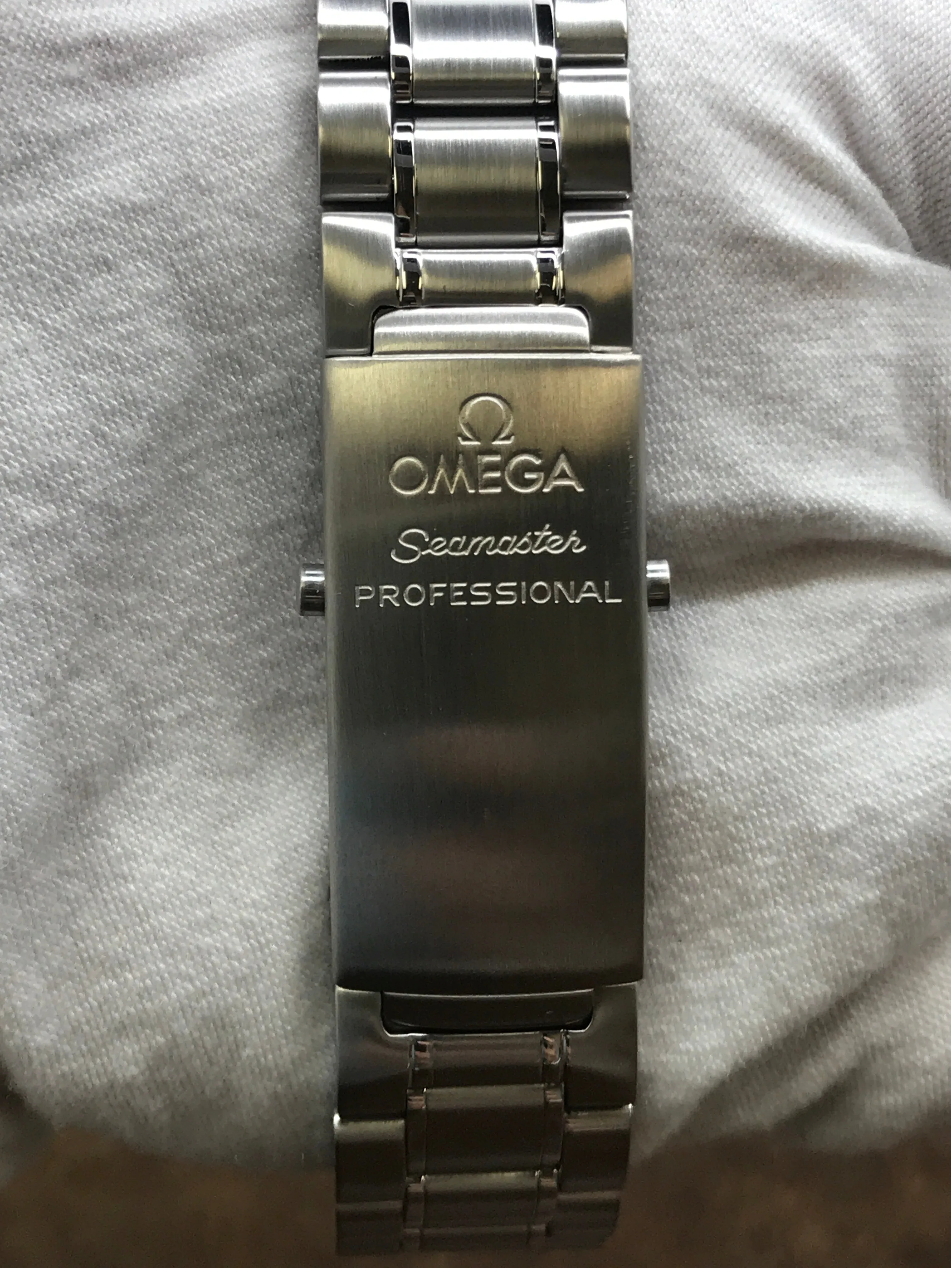 Omega Seamaster 2263.80.00 Blue Dial Quartz Watch