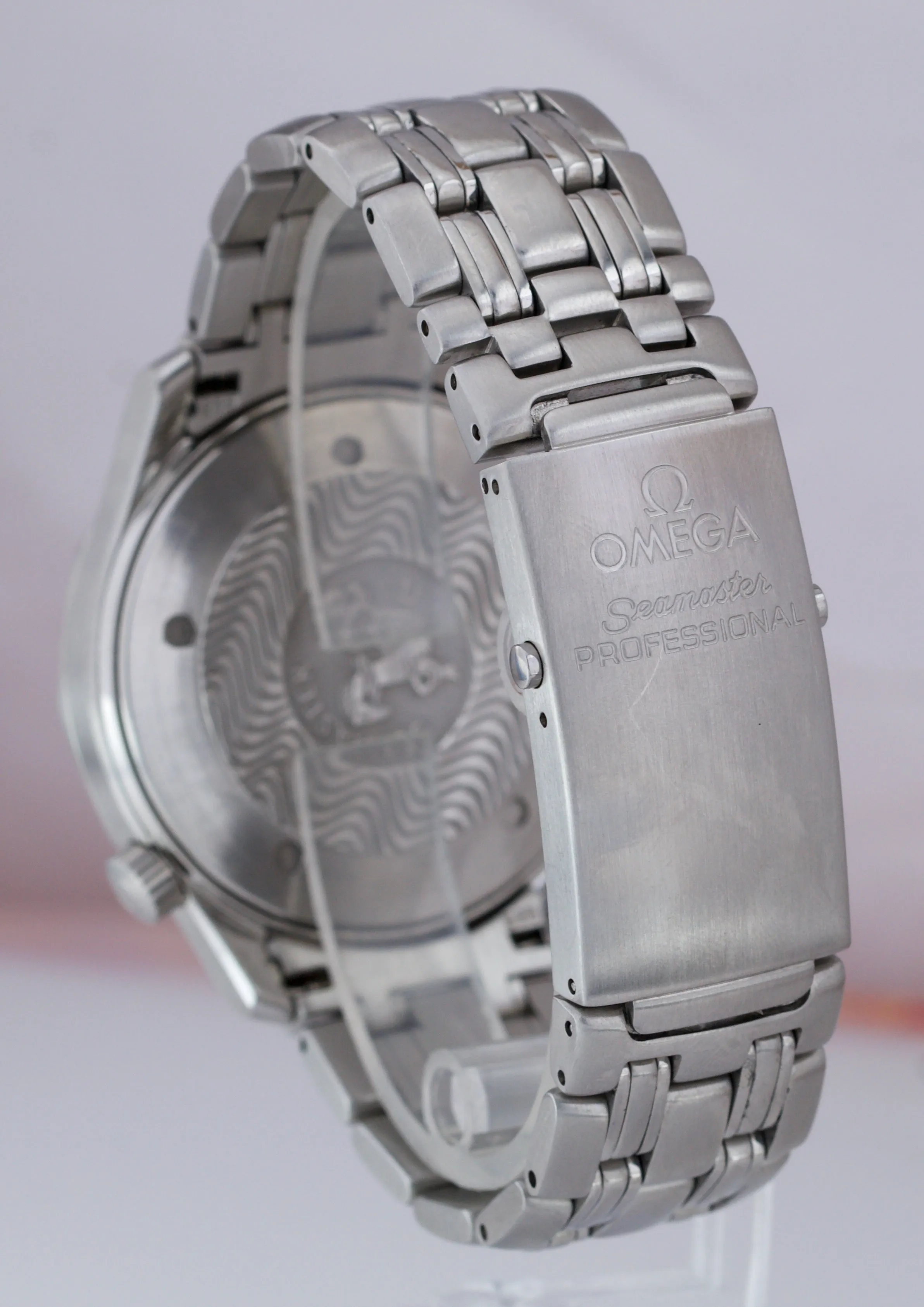 Omega Seamaster Professional 300M 2541.80 Blue Wave Stainless Quartz 41mm Watch