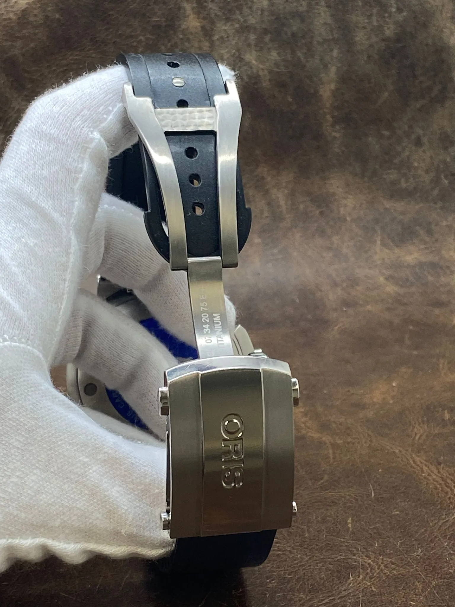 Oris Aquis Carlos Coste Limited Edition 01 743 7709 7184 Black Dial Automatic Men's Watch