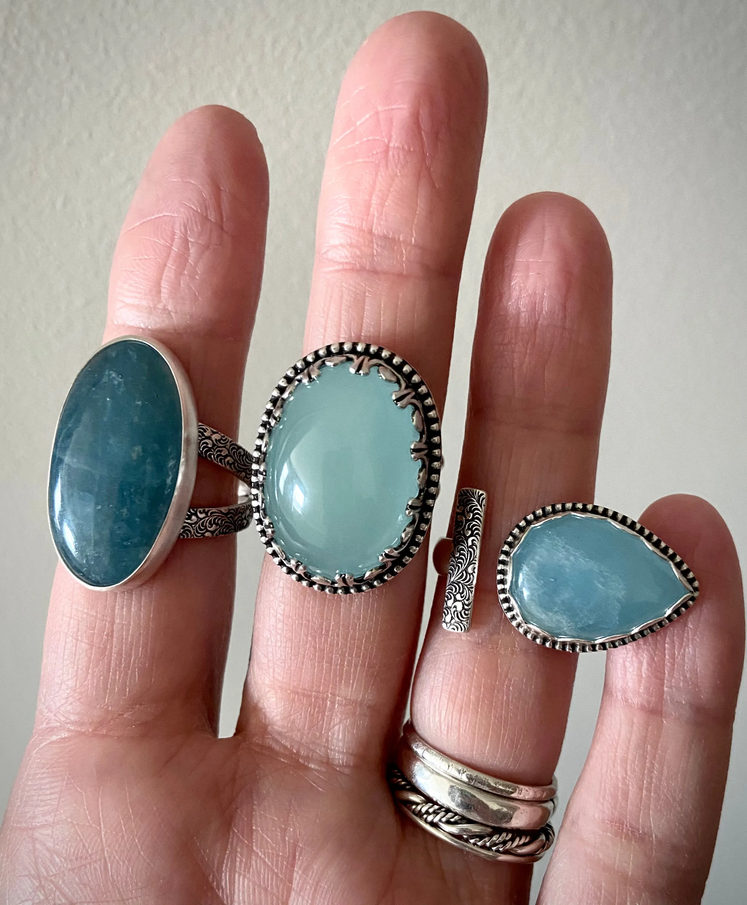 Oval Aquamarine Ring
