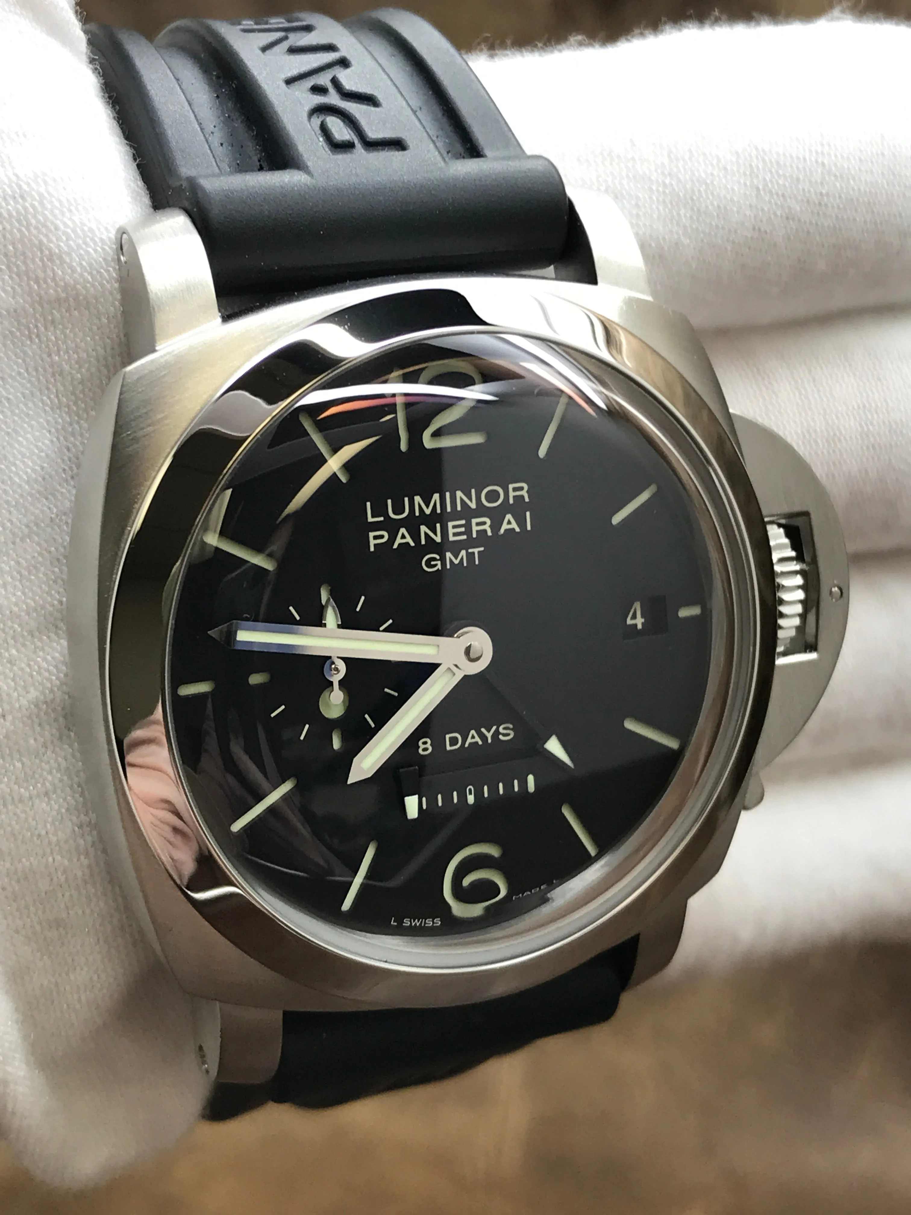 Panerai Luminor 1950 8 Days GMT  PAM00233 Black Dial Hand Wind Men's Watch
