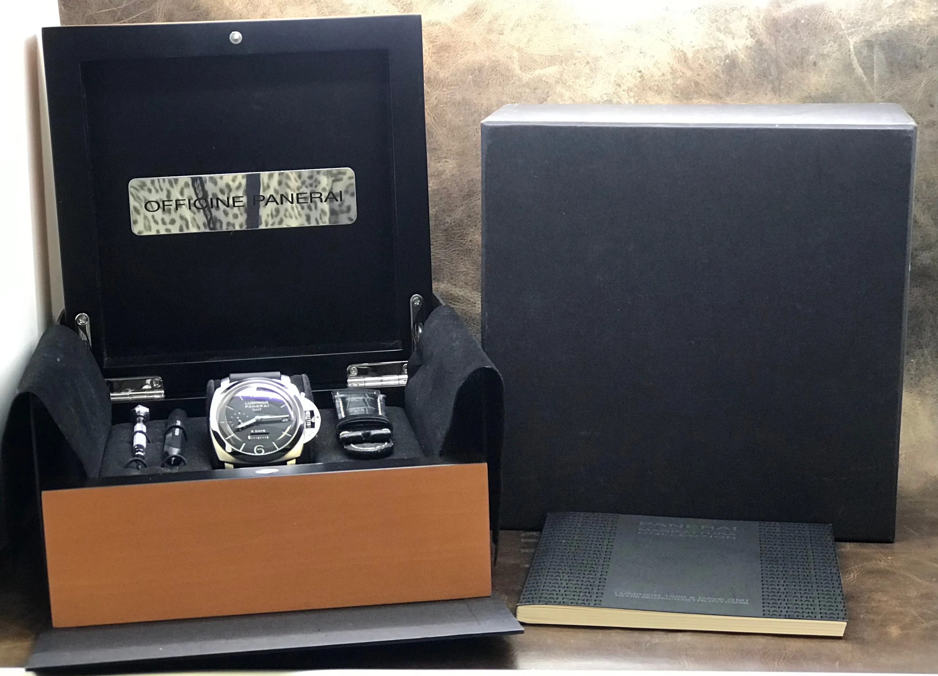 Panerai Luminor 1950 8 Days GMT  PAM00233 Black Dial Hand Wind Men's Watch