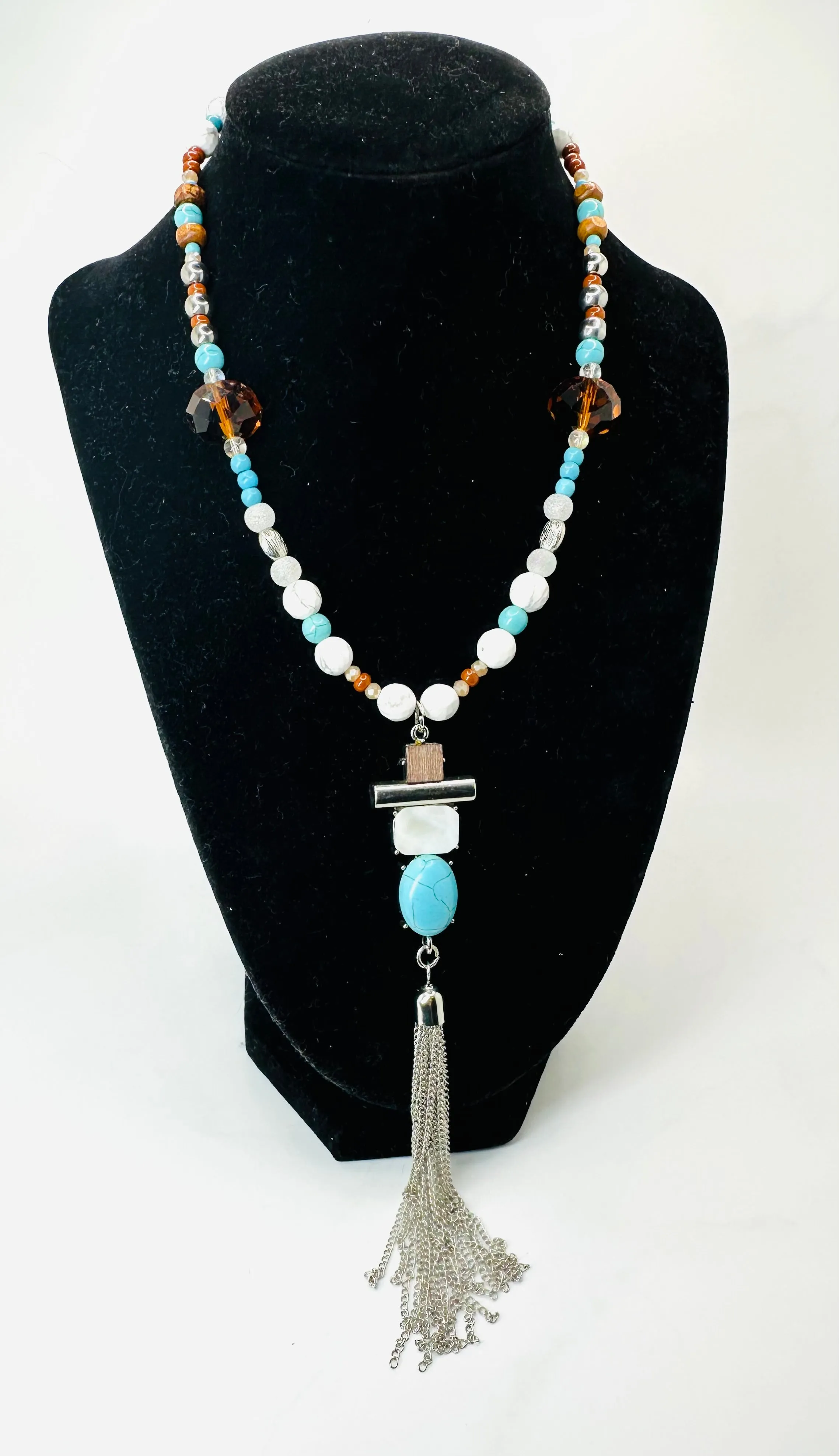 "Elegant Statement Jewelry with Tassel"