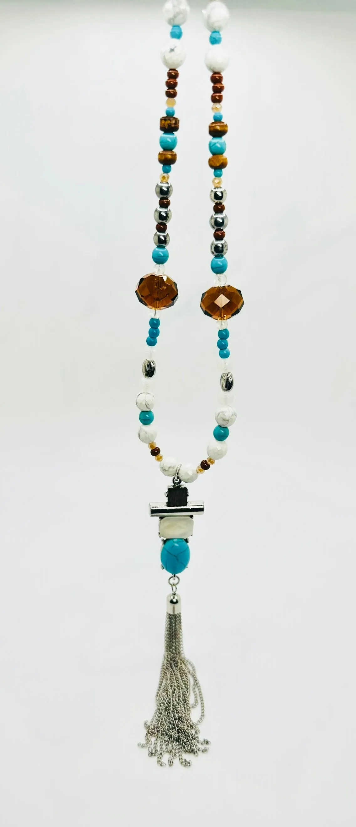 "Elegant Statement Jewelry with Tassel"