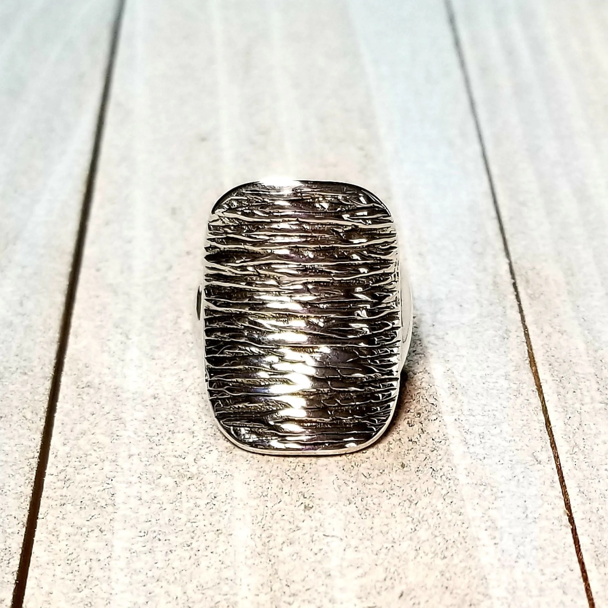 "Wave" Ring