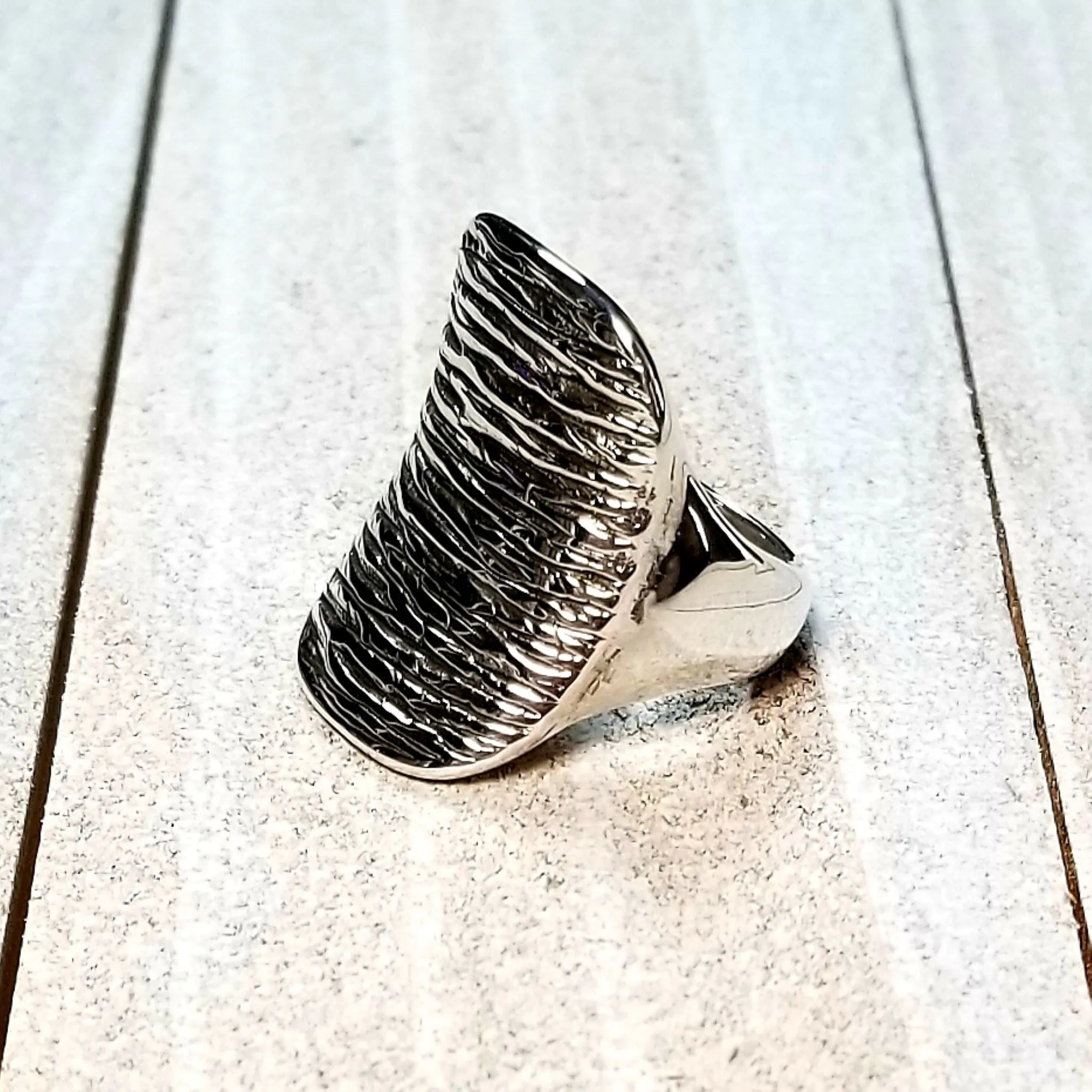 "Wave" Ring