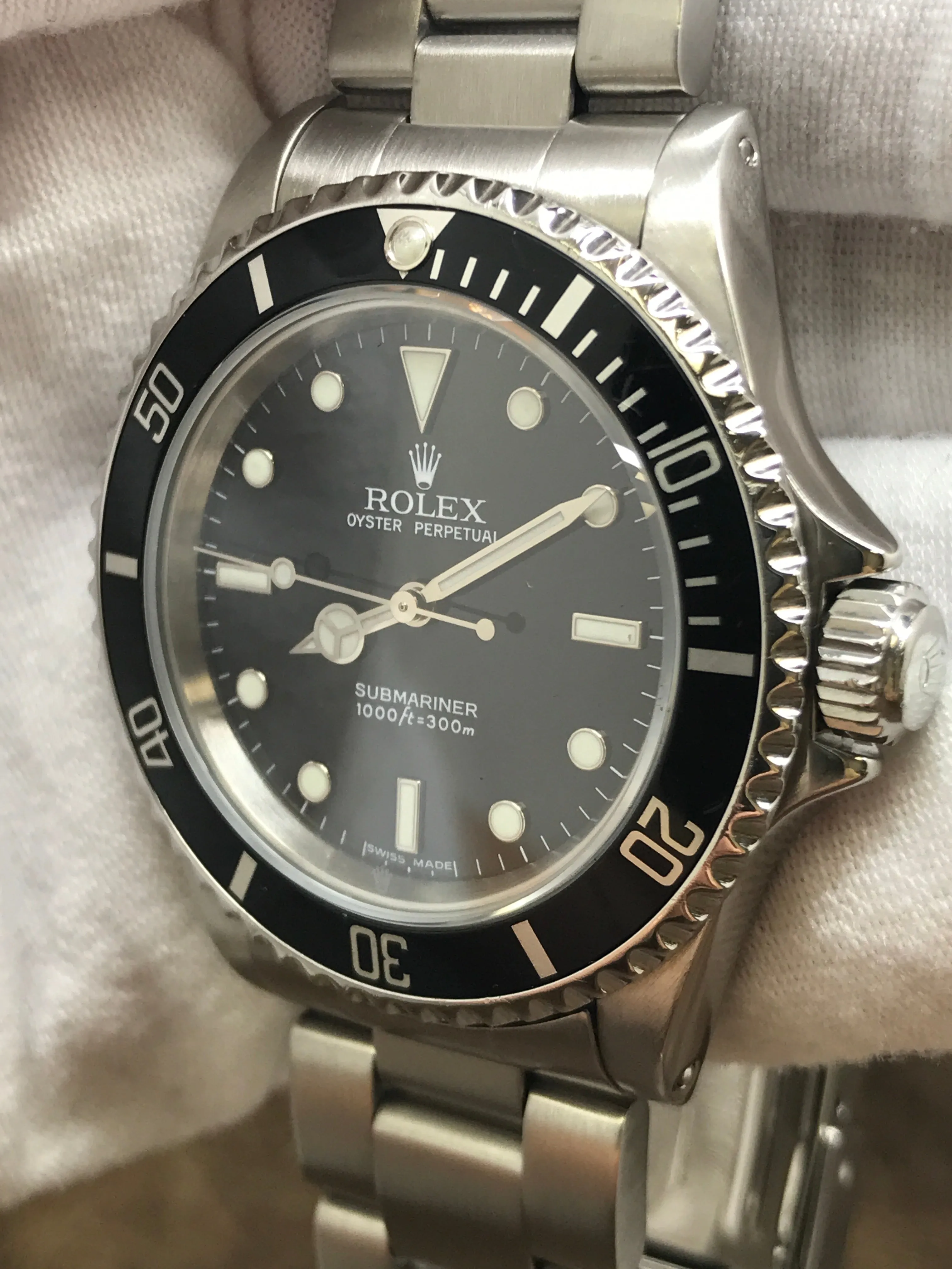 Rolex No Date Submariner 14060M Black Dial Automatic Men's Watch