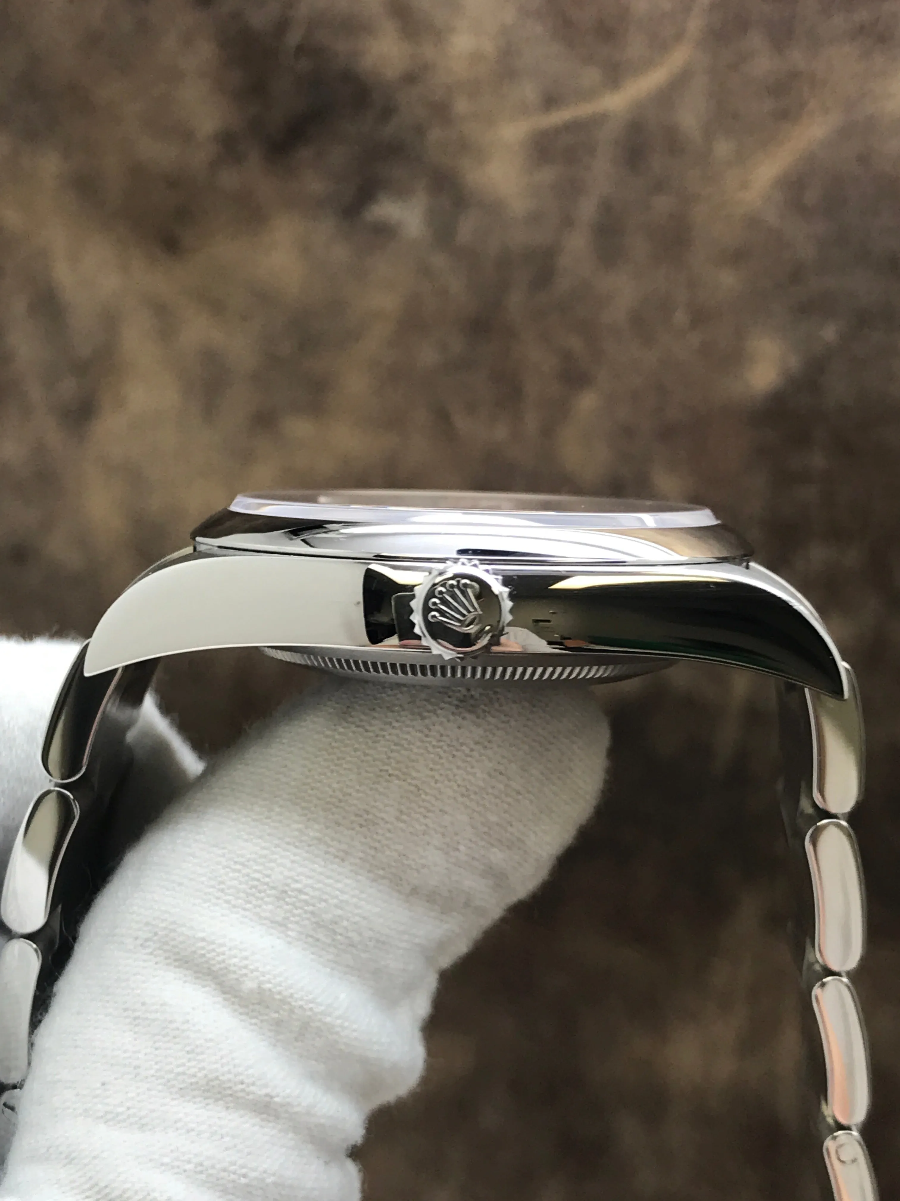 Rolex Oyster Perpetual 39mm 114300 Red Grape Dial Automatic Watch