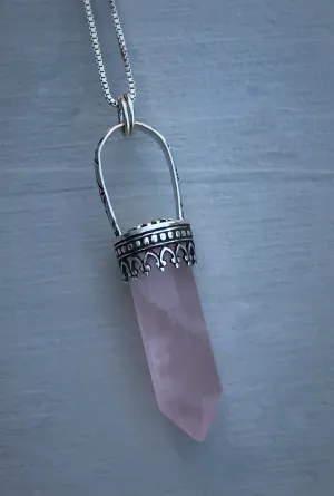 Rose Quartz Floral Point Necklace